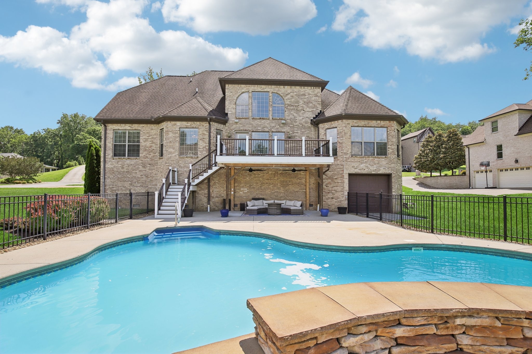 329 Windhaven Bay Property Photo 95