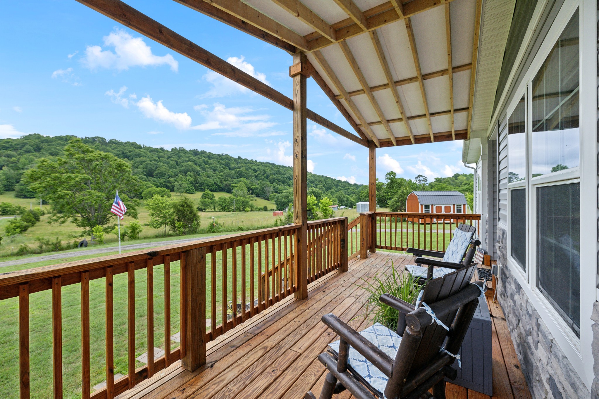 13 Duke Hollow Ln Property Photo 1