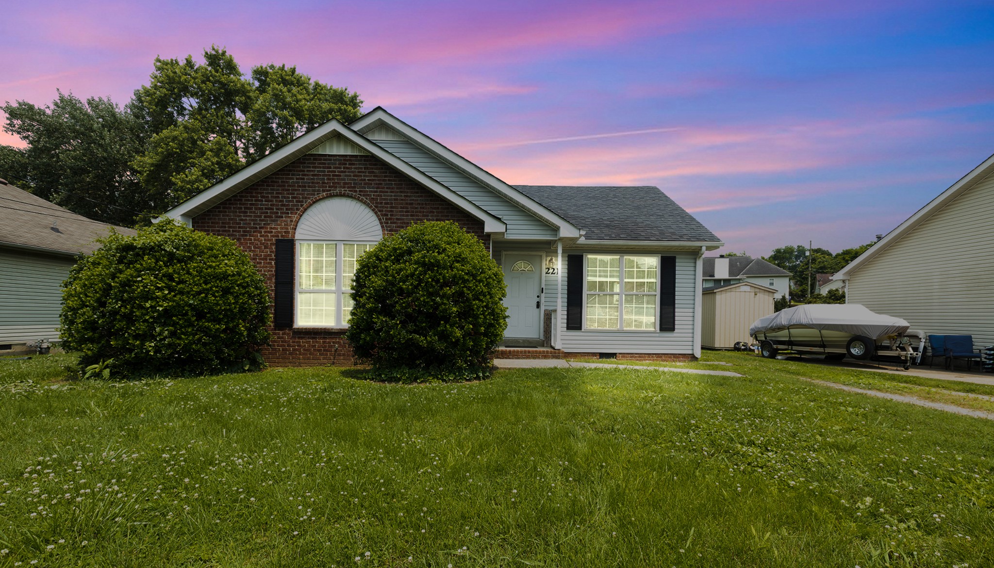 221 Pitts Ave Property Photo 1