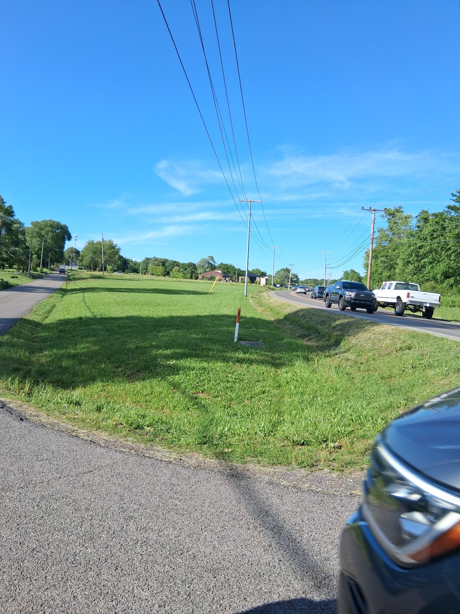 569 New Shackle Island Rd Property Photo