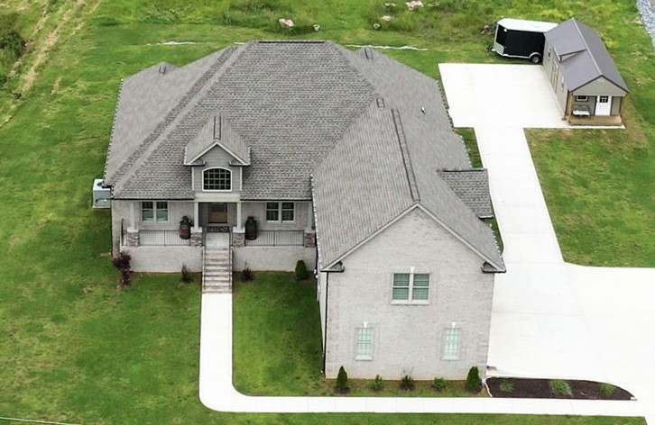 1742 Old Gallatin Rd Property Photo 1