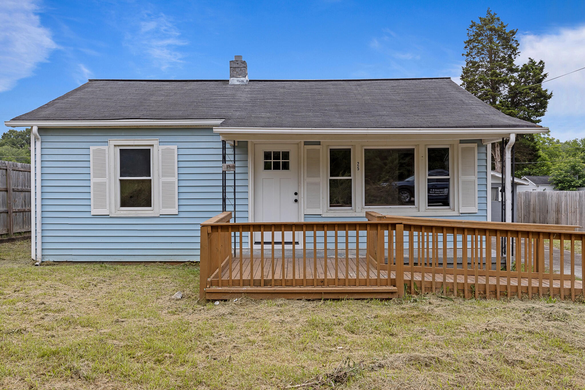 2504 Cecelia Avenue Property Photo 1