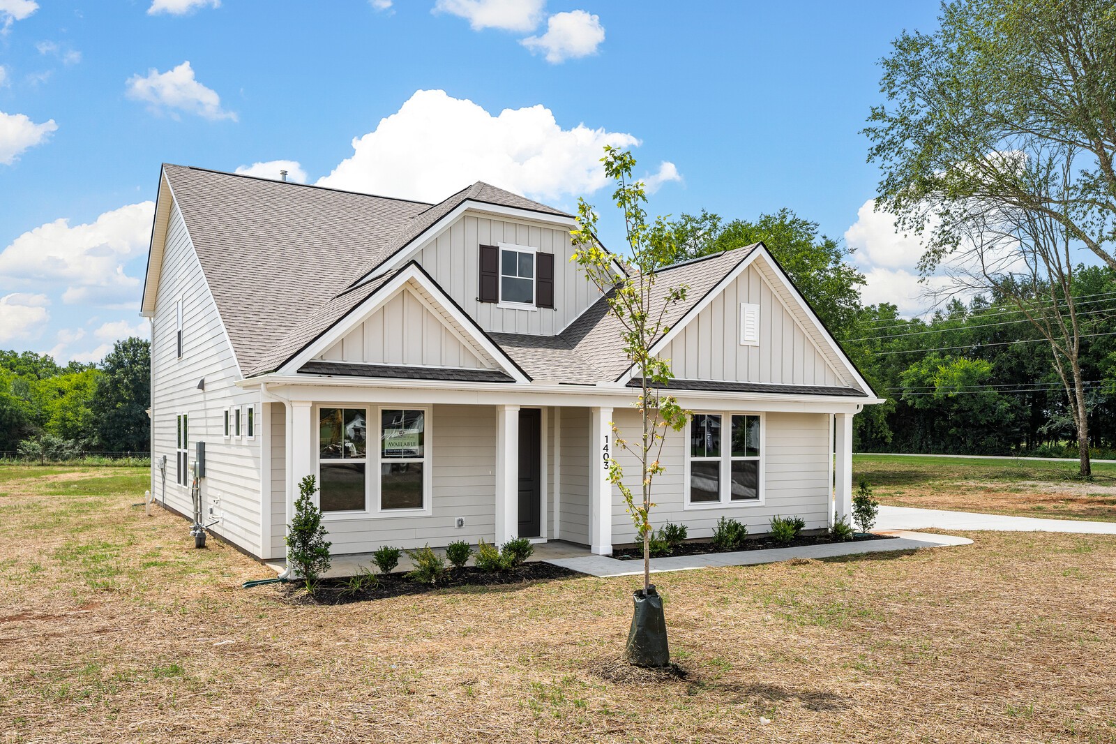 1403 Charles Drive Property Photo 2