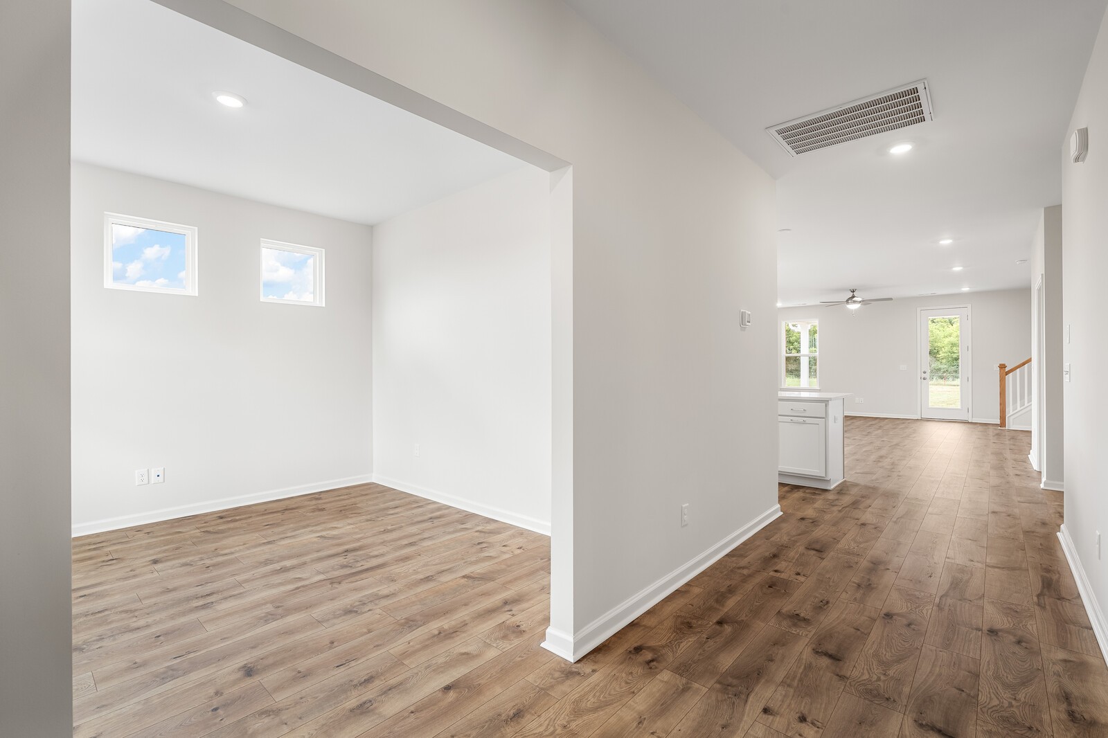 1403 Charles Drive Property Photo 6