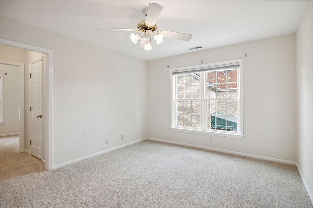 517 Ridgestone Dr Property Photo 28
