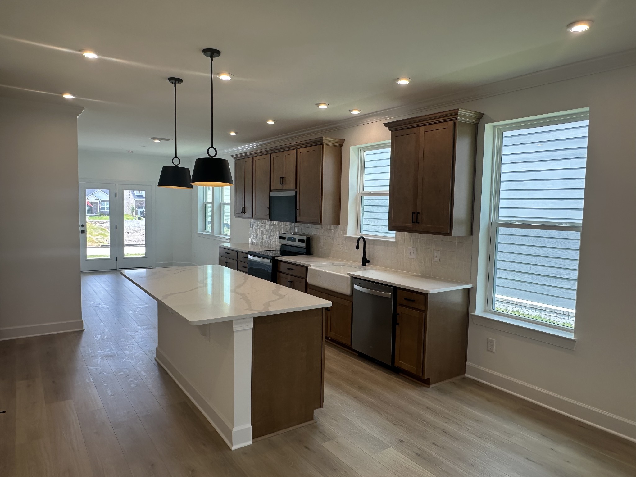1015 Zane Drive Property Photo 3