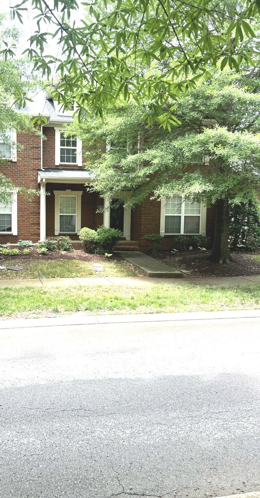2136 Cason Ln Property Photo 1