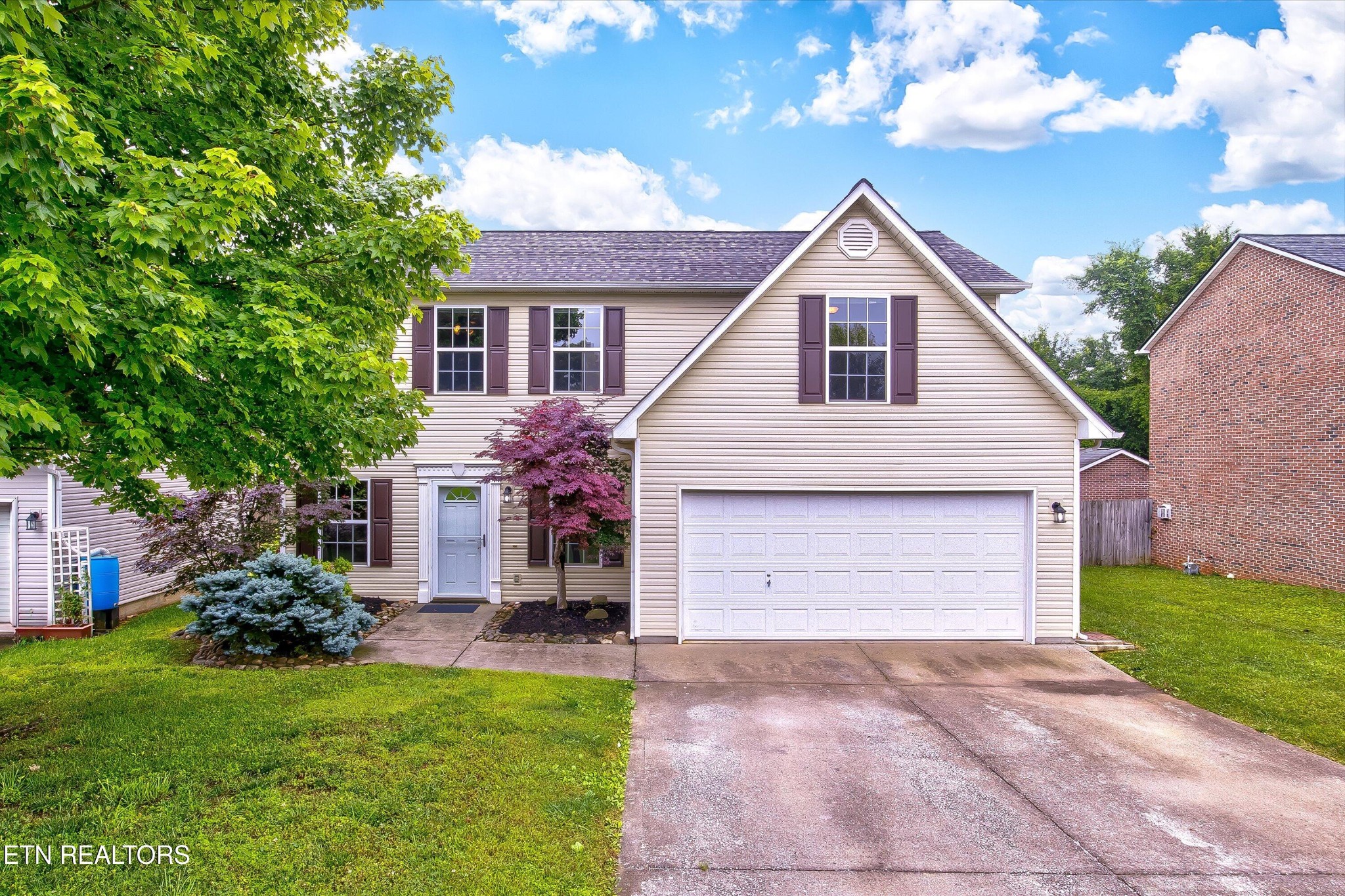 2040 Cartmill Drive Property Photo 1