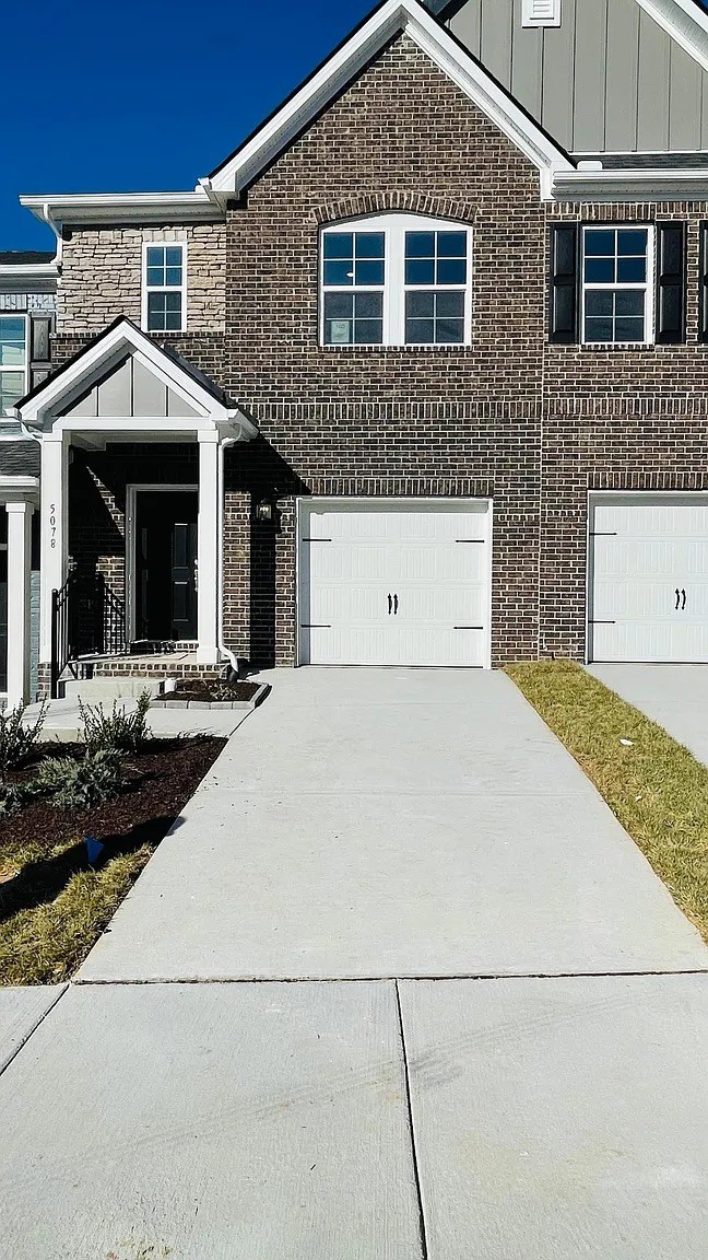 5078 Dayflower Dr Property Photo 2