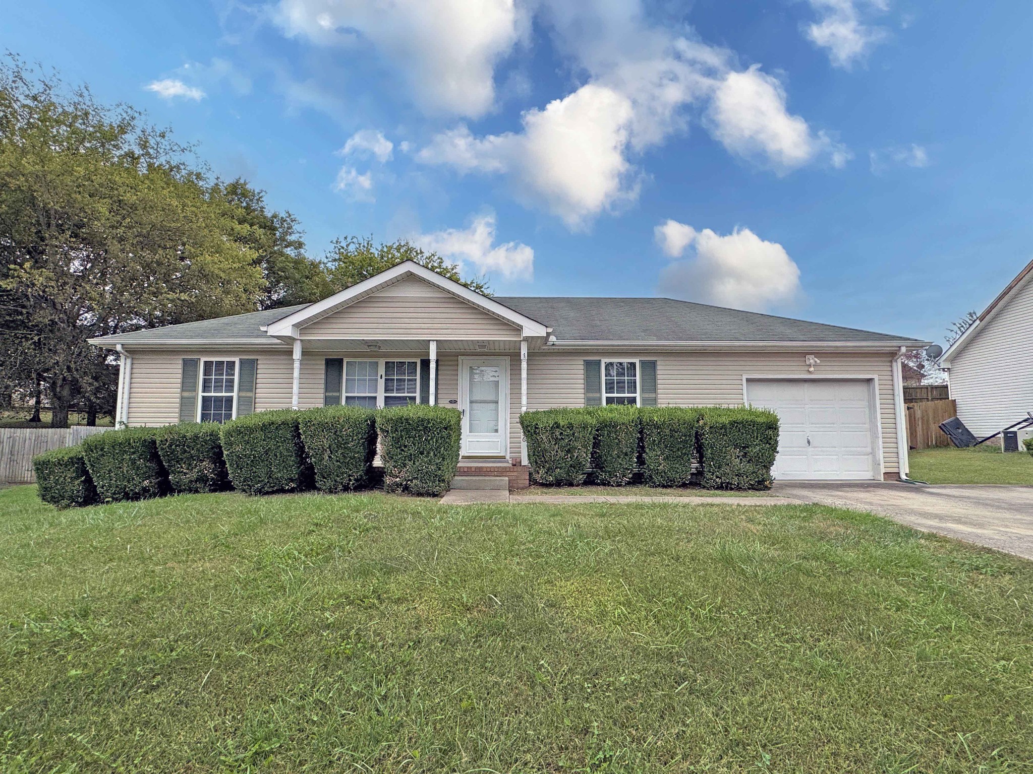 3256 N Senseney Circle Property Photo 1