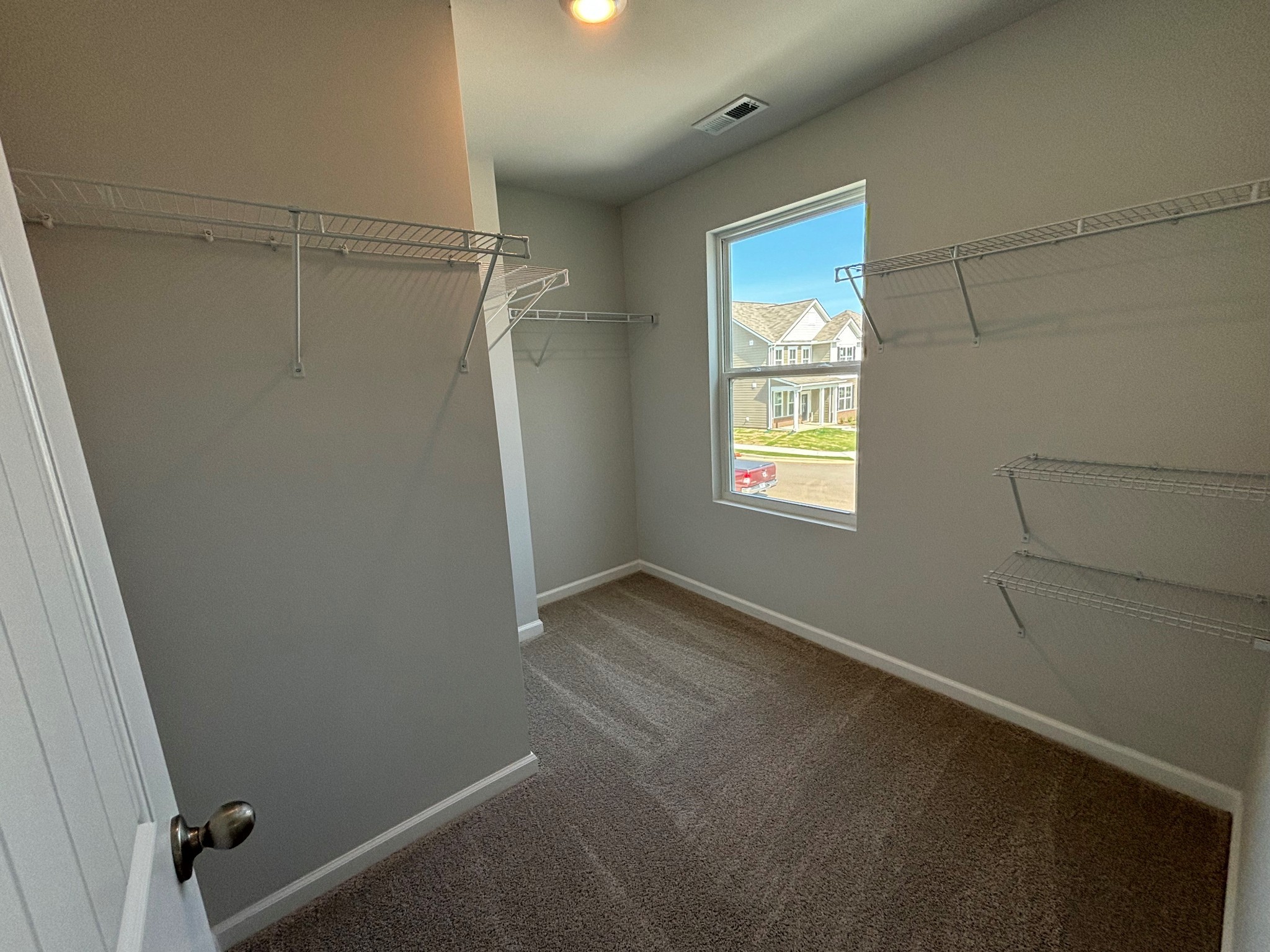714 Walleye Way Property Photo 14