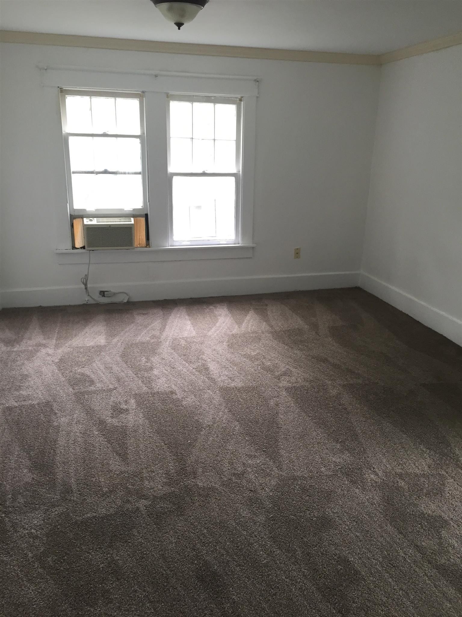 1714 Ashwood Ave Property Photo 3