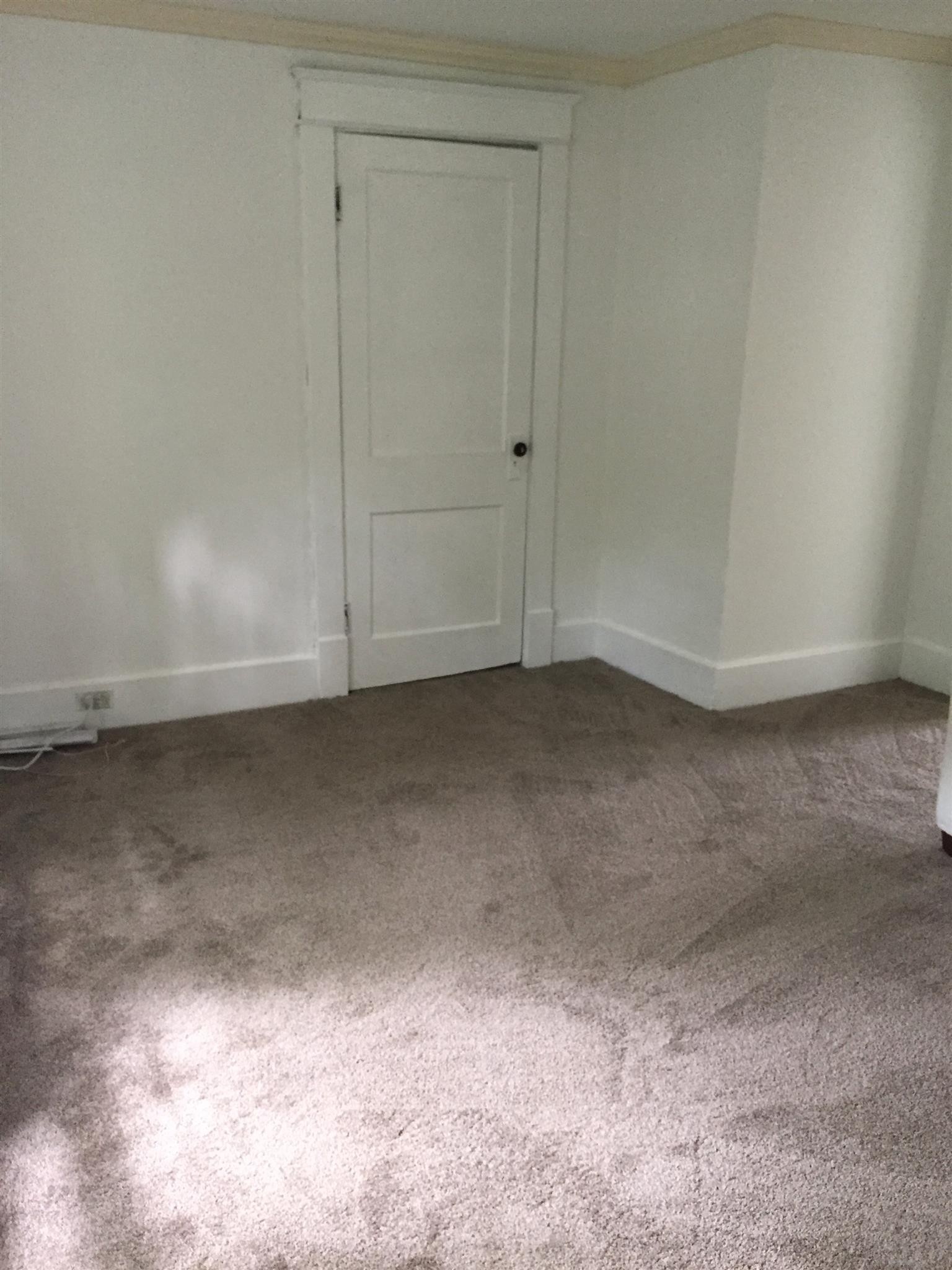 1714 Ashwood Ave Property Photo 4