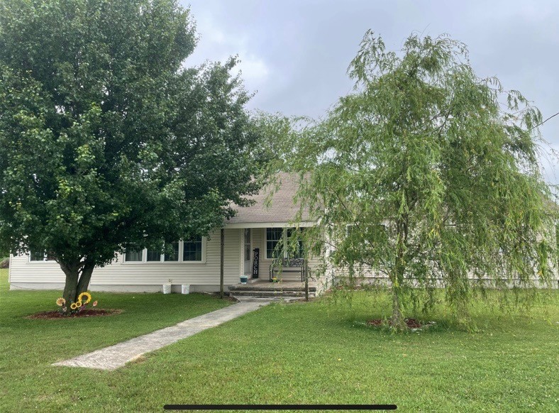 2036 Elora Rd Property Photo 1