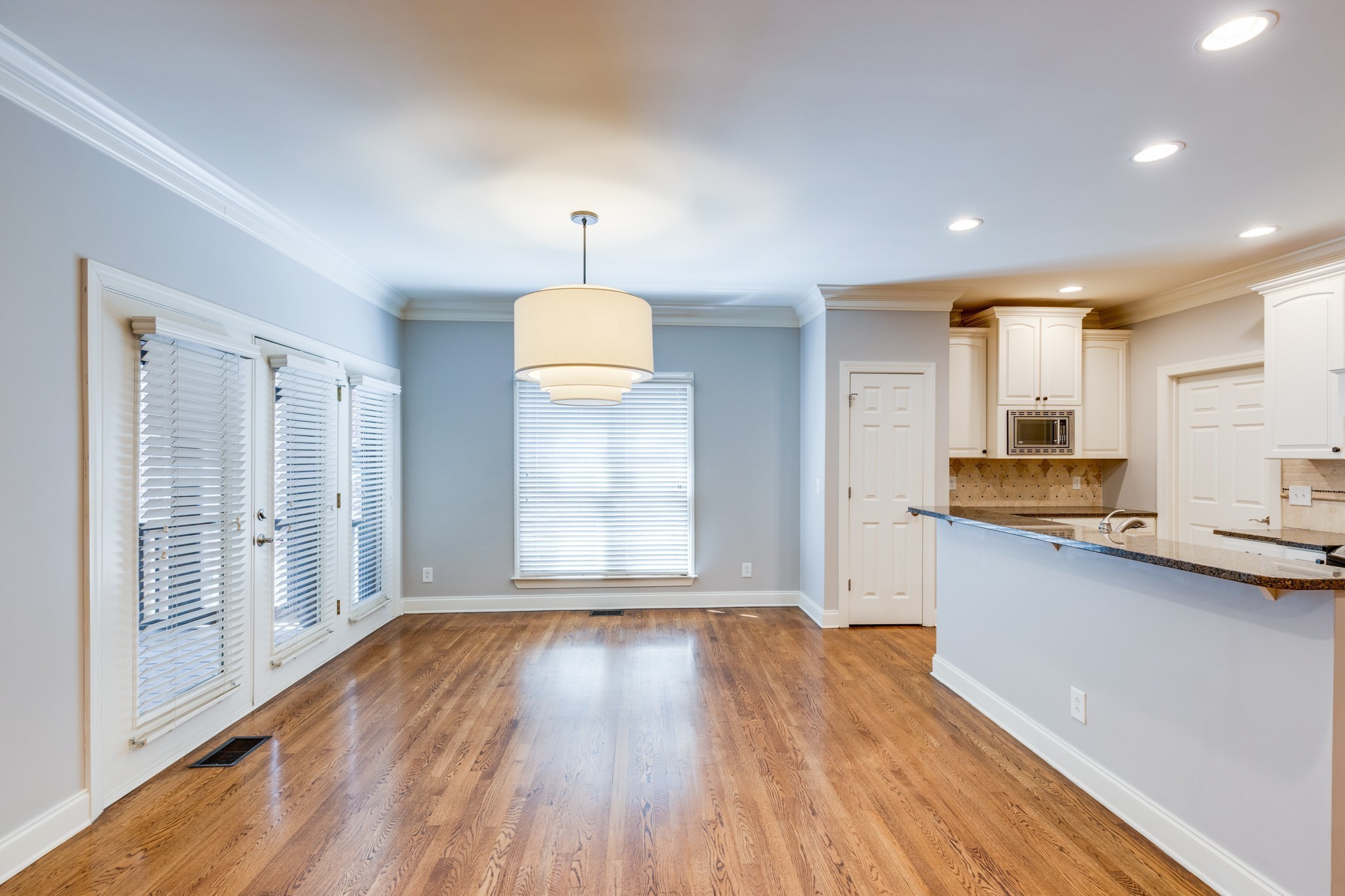 1801 Shackleford Rd Property Photo 12