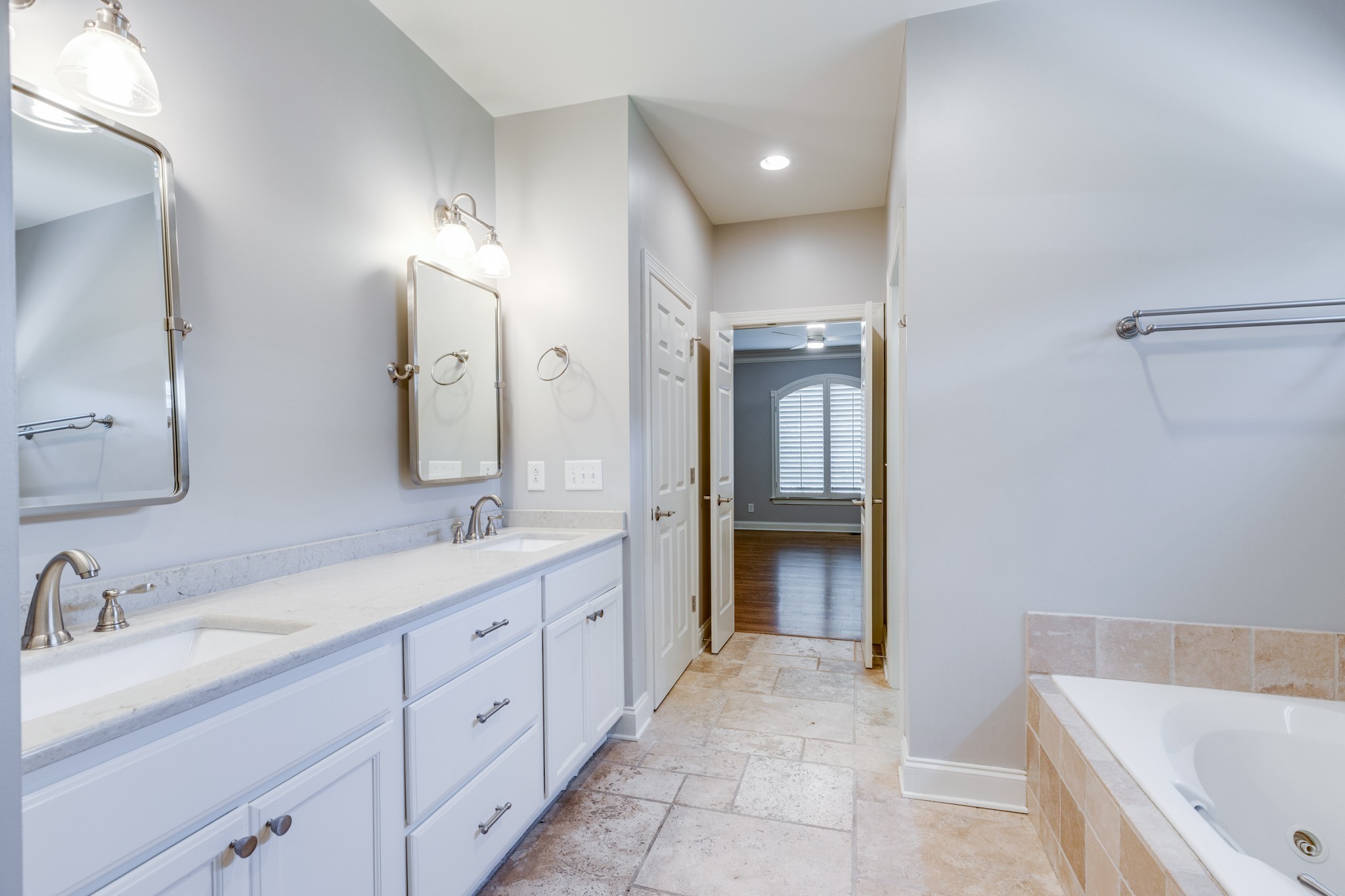 1801 Shackleford Rd Property Photo 24