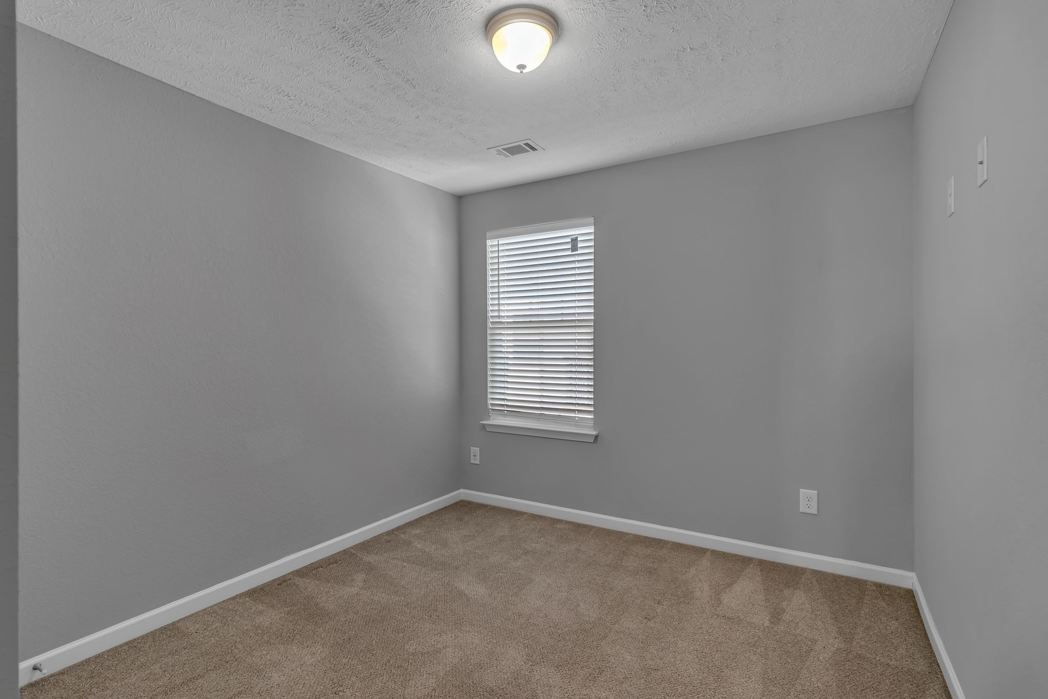 140 Ramsden Ave Property Photo 21