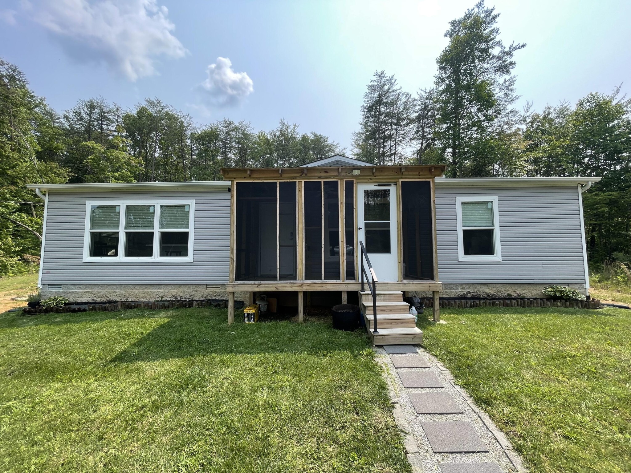 454 Slater Loop Property Photo 1