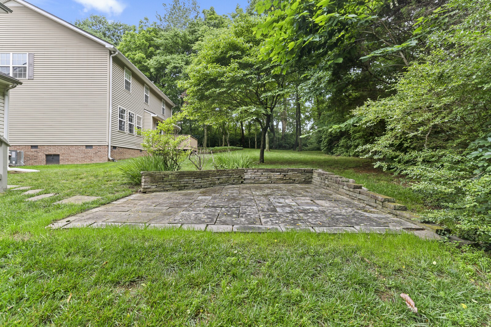 7444 Kreitner Dr Property Photo 42