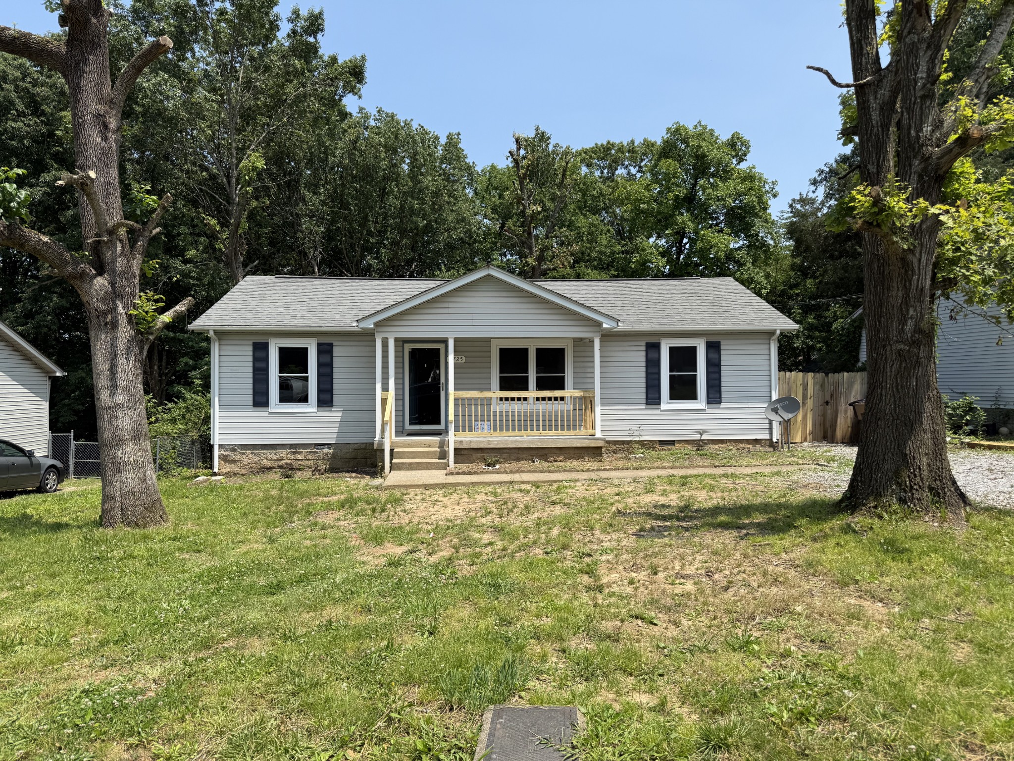 4725 Greystone St Property Photo 1
