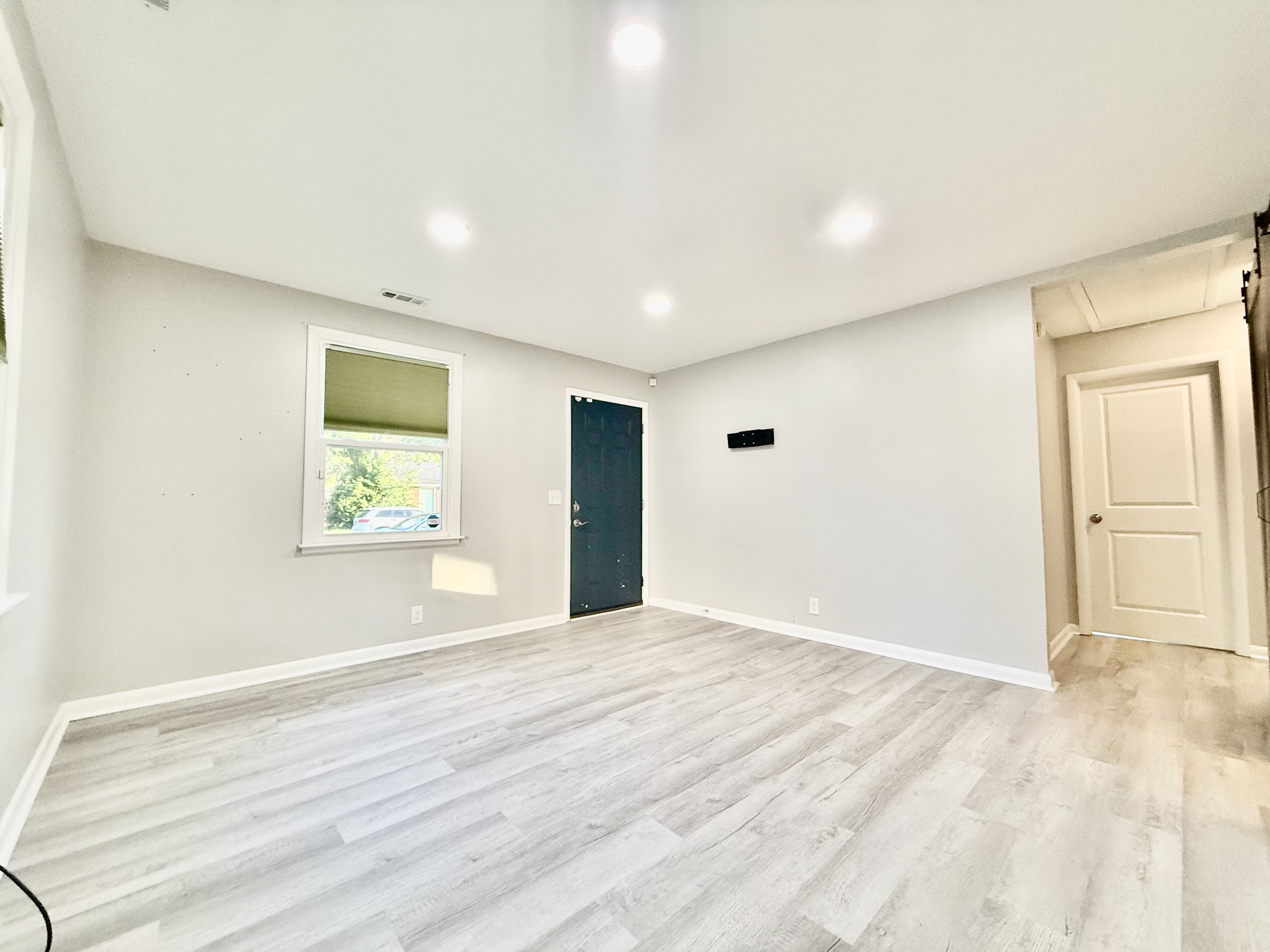 2604 Aspen Dr Property Photo 5