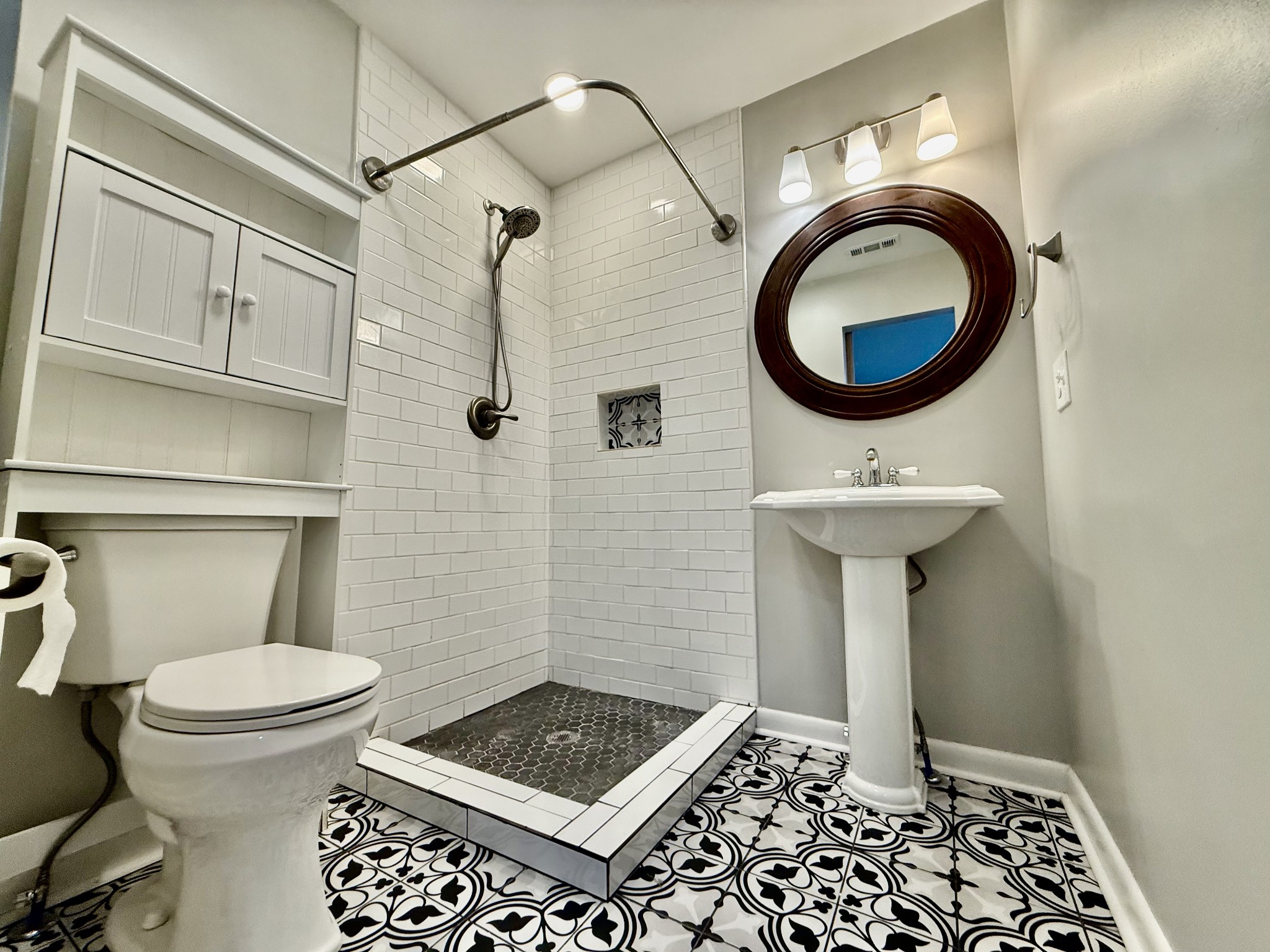 2604 Aspen Dr Property Photo 6