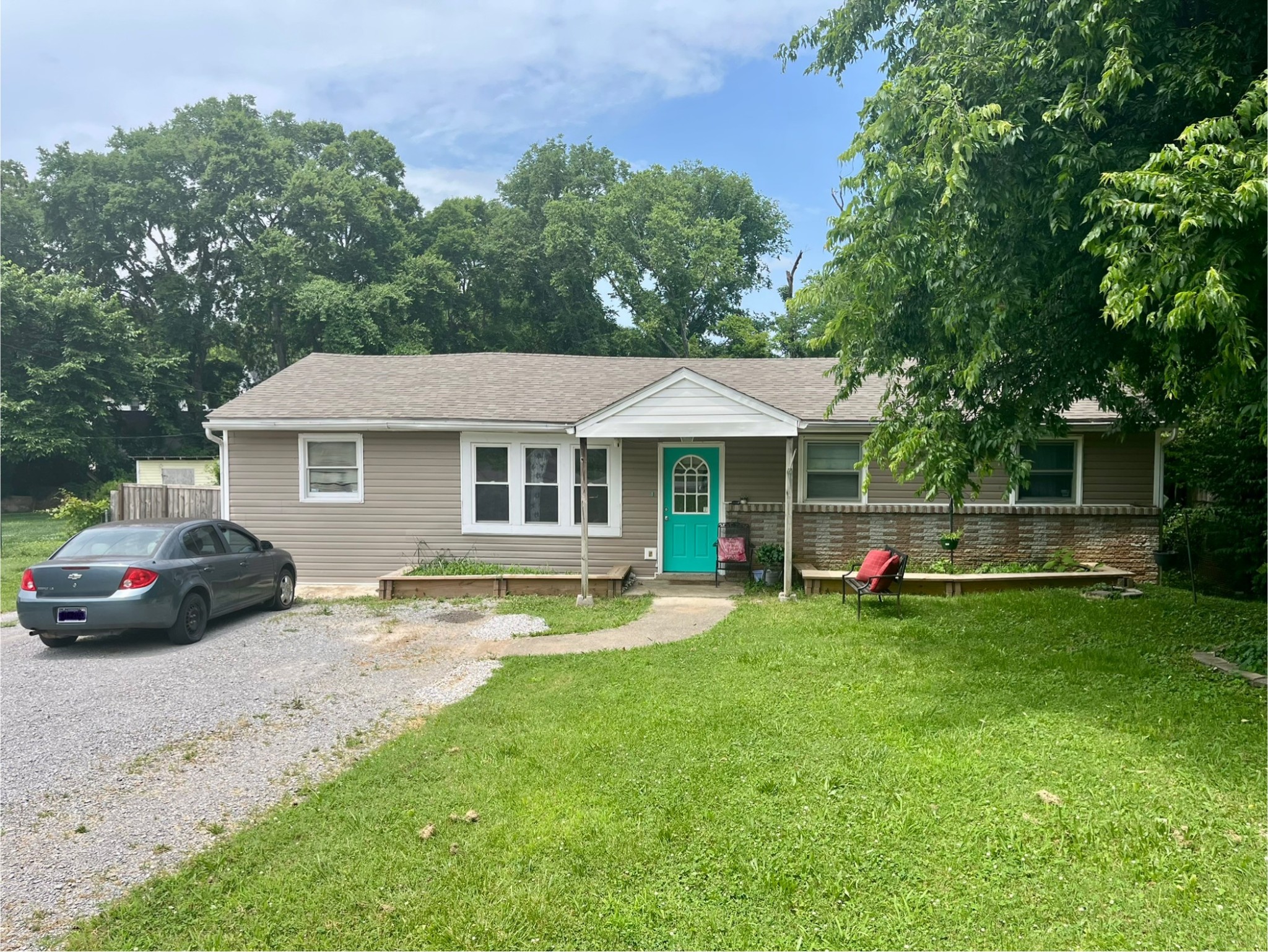 505 Wesley Ave Property Photo 1
