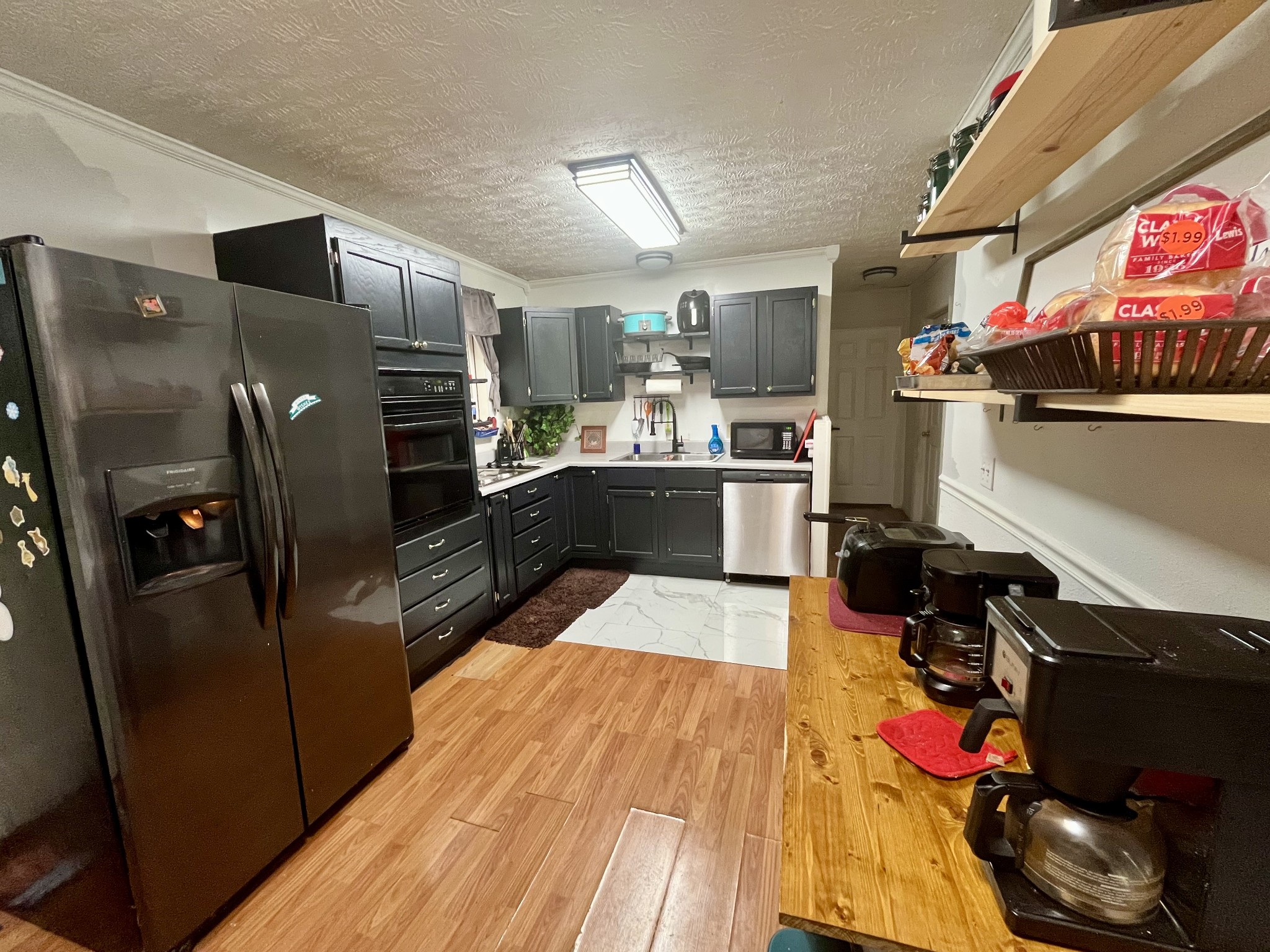 505 Wesley Ave Property Photo 4