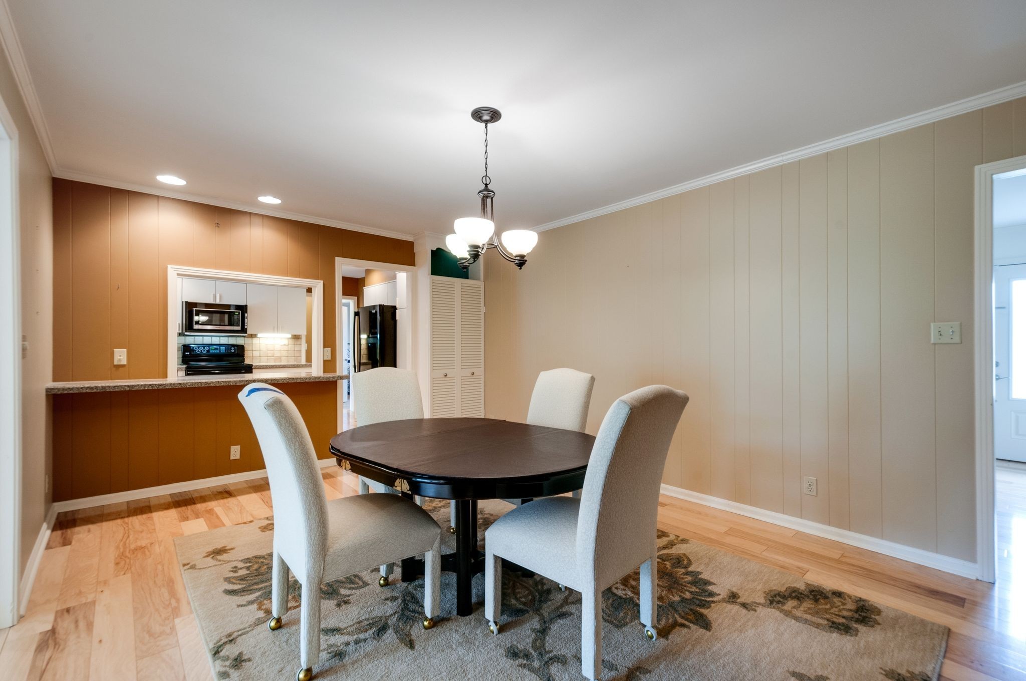 6307 Park Ln Property Photo 9