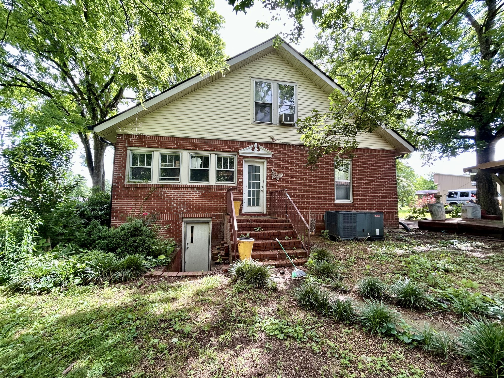 395 Market St Property Photo 42