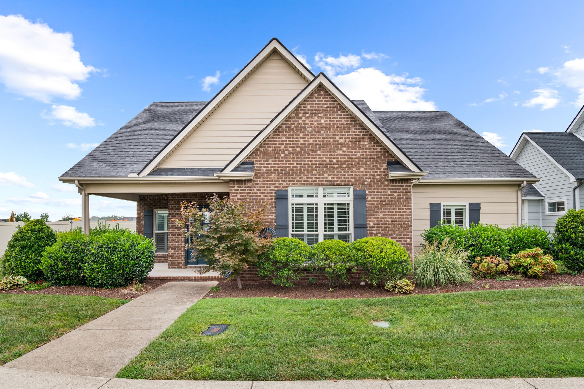 2466 Cason Ln Property Photo 1