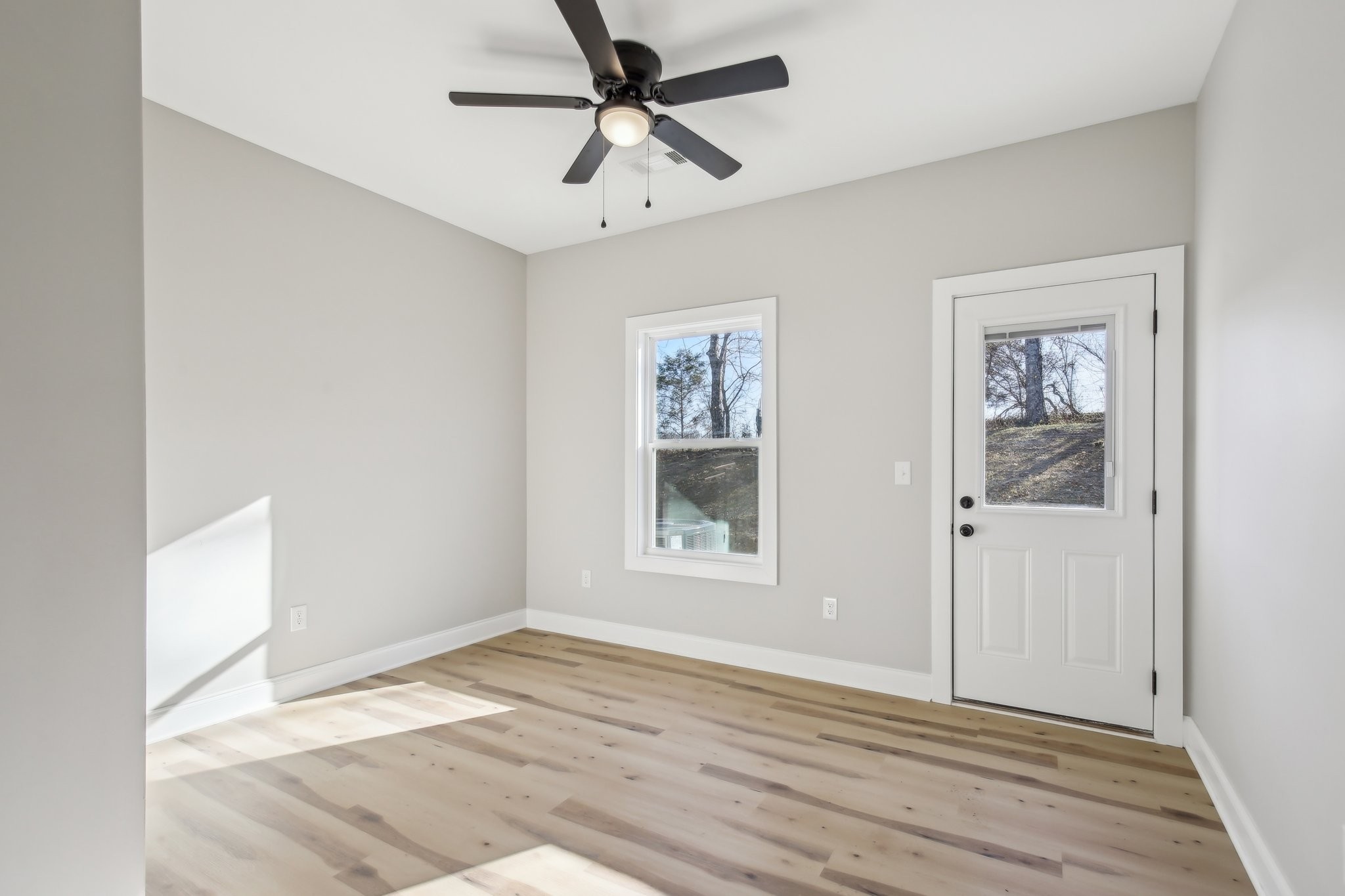 80 Five Oak Lane Property Photo 12