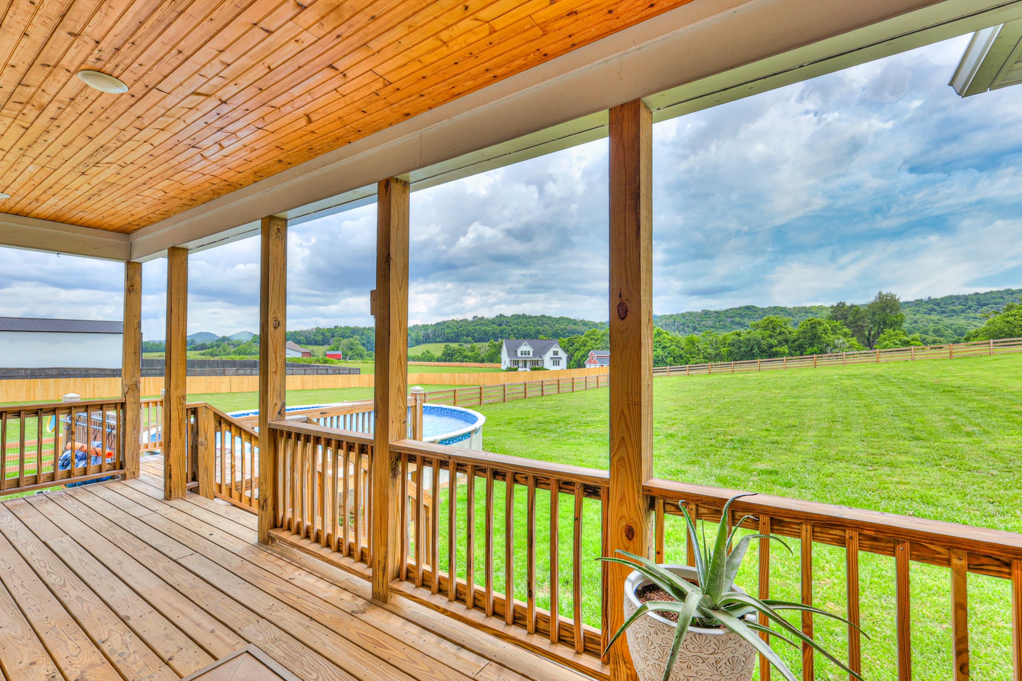 1120 Hearn Hill Rd Property Photo 17