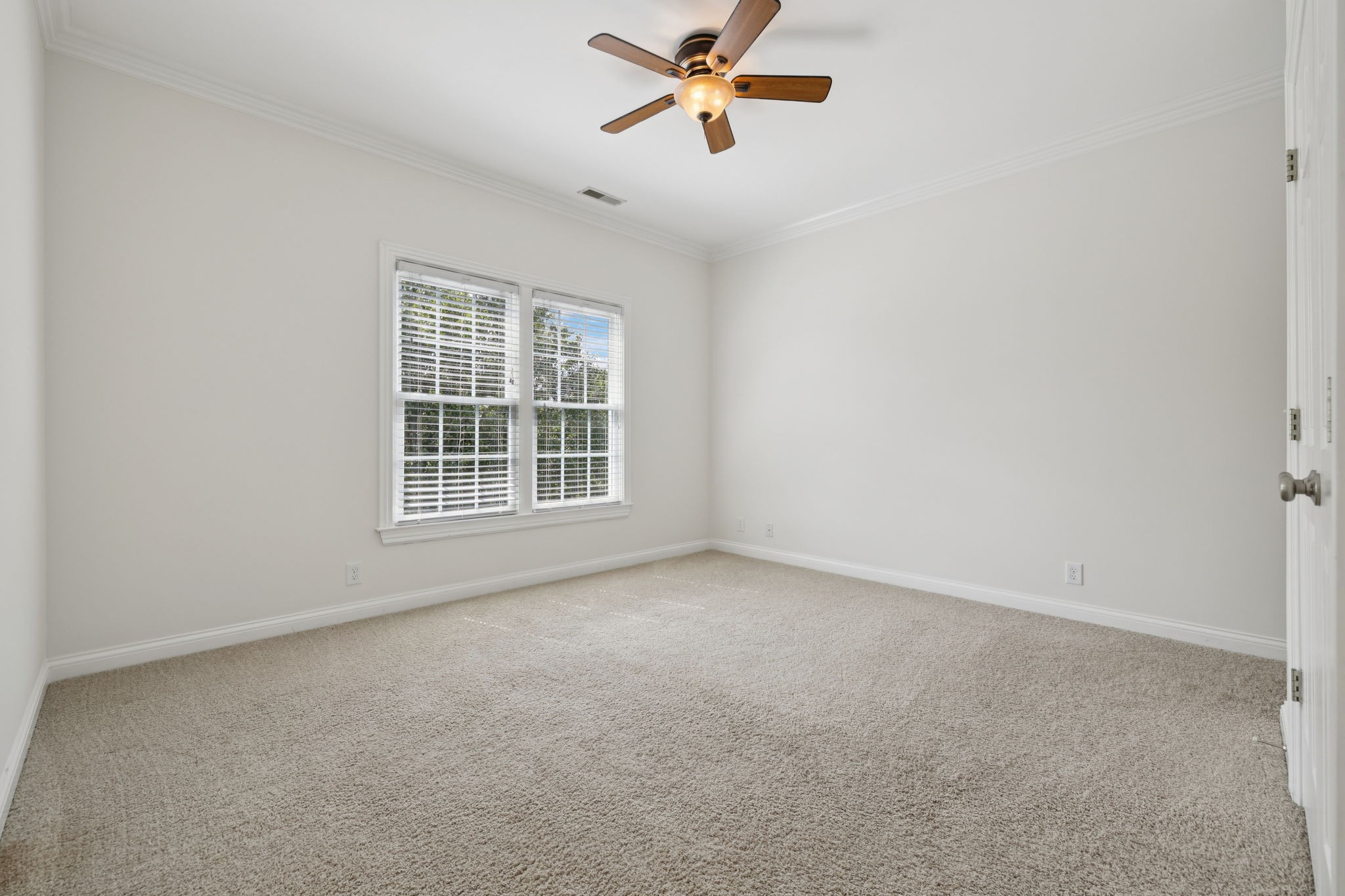 9450 Norwood Dr Property Photo 37