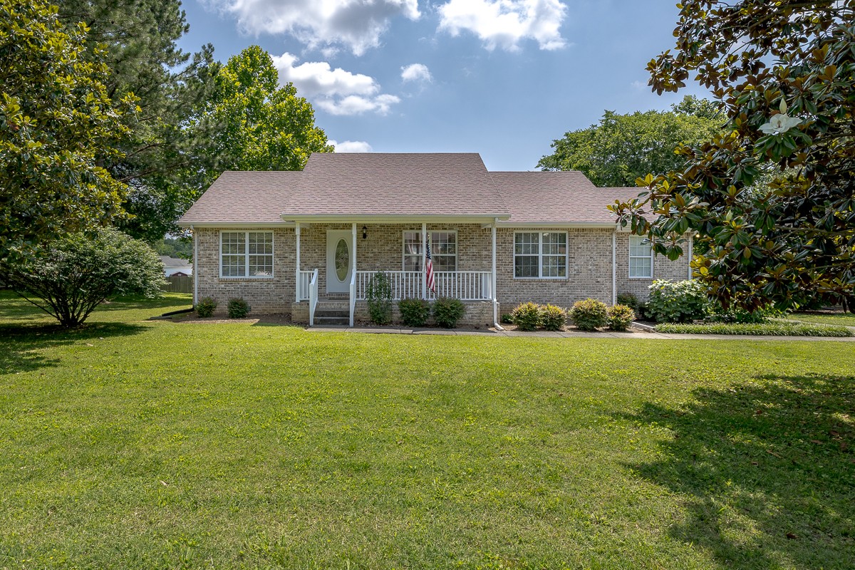 1077 Kathryn Rd Property Photo 1
