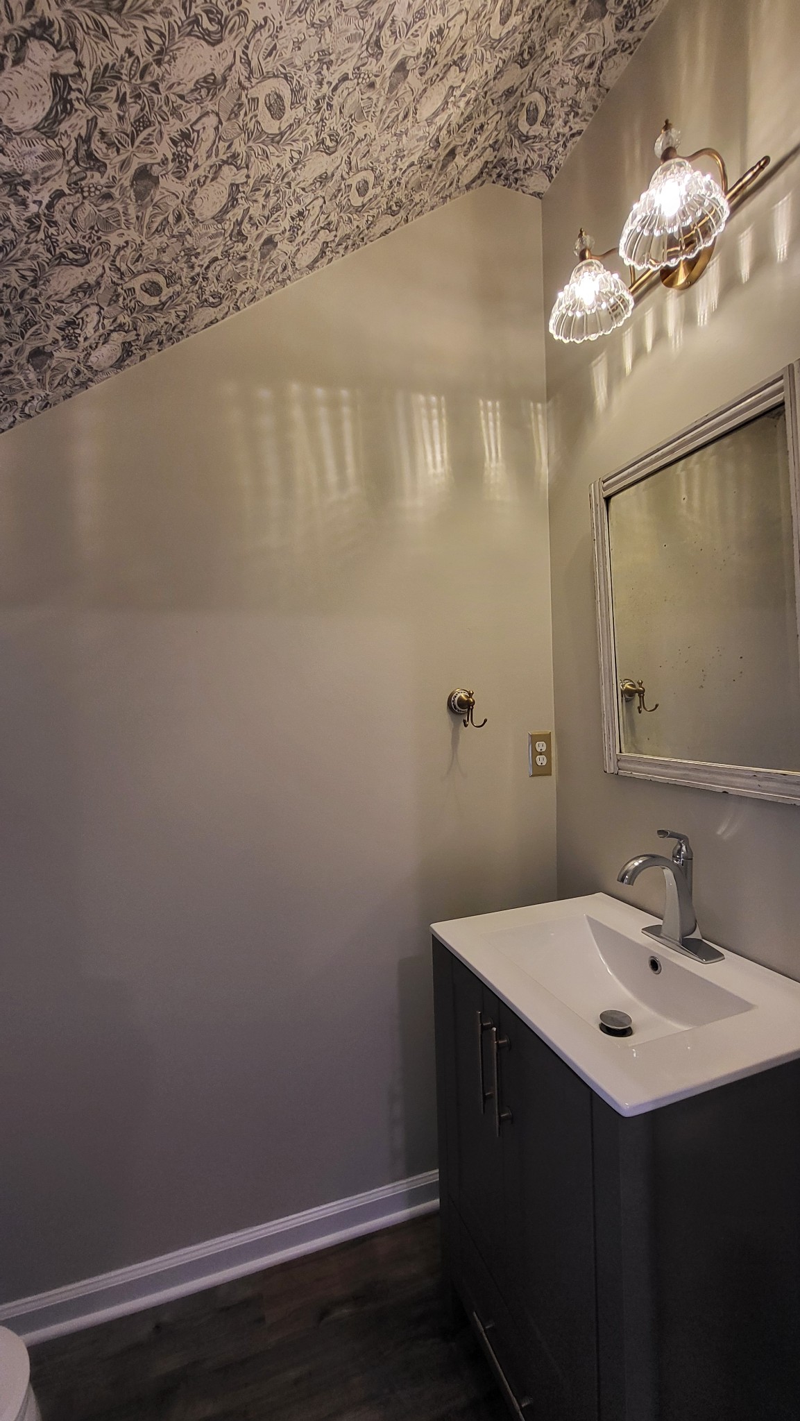 1060 Brayden Dr Property Photo 4