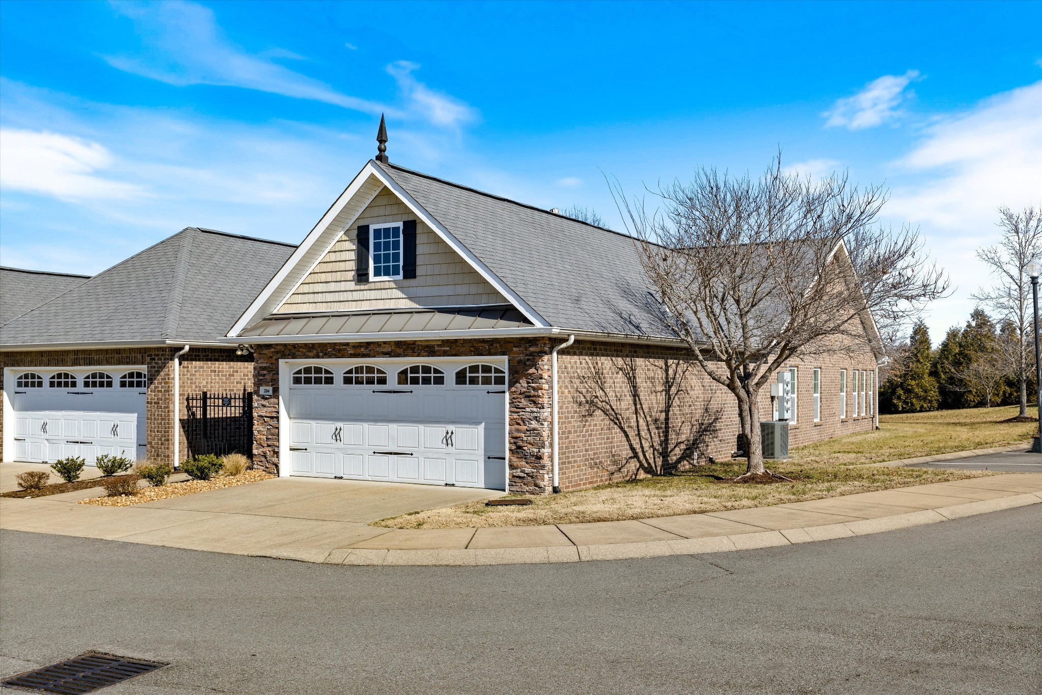 395 Devon Chase Hl Property Photo 1