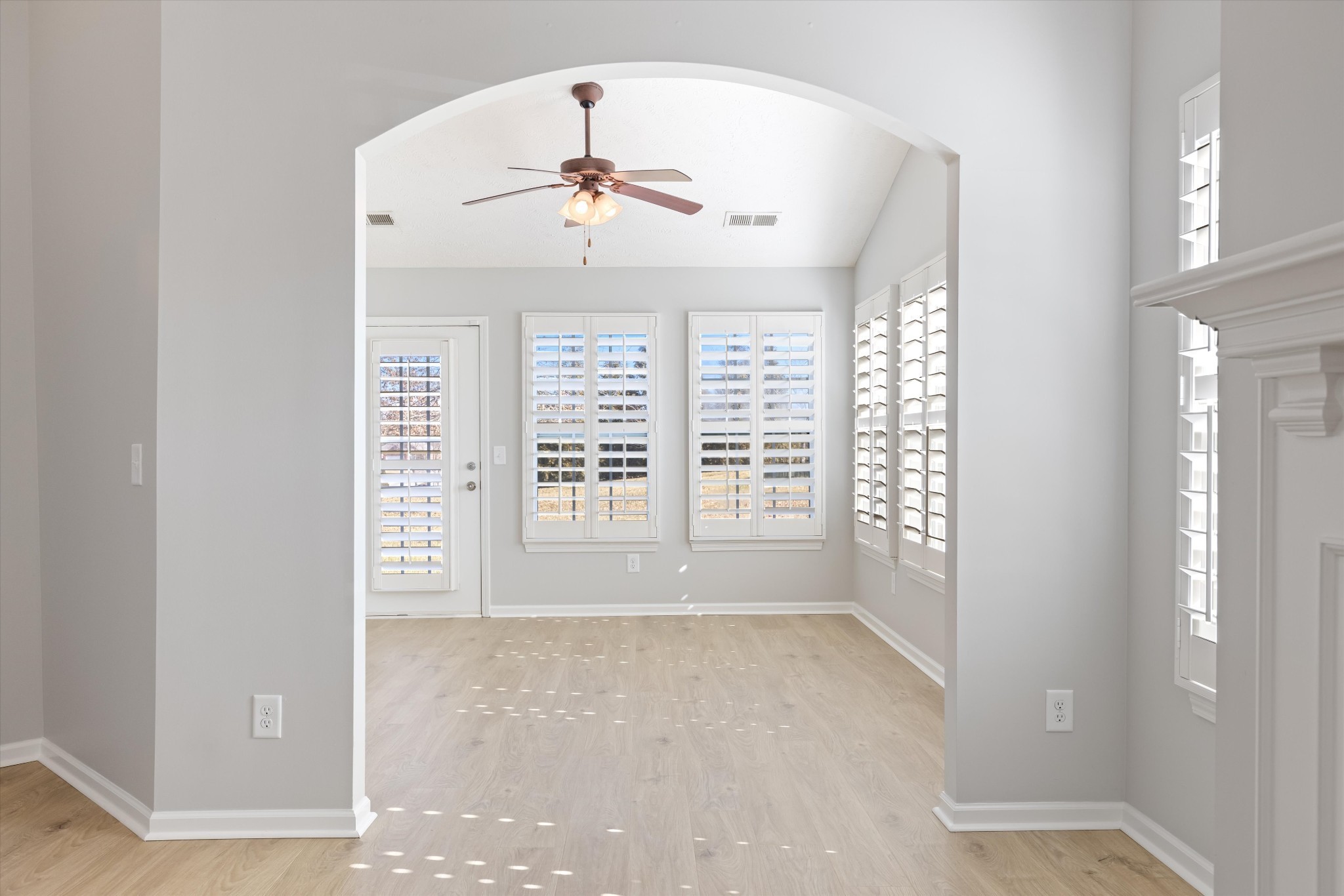 395 Devon Chase Hl Property Photo 19
