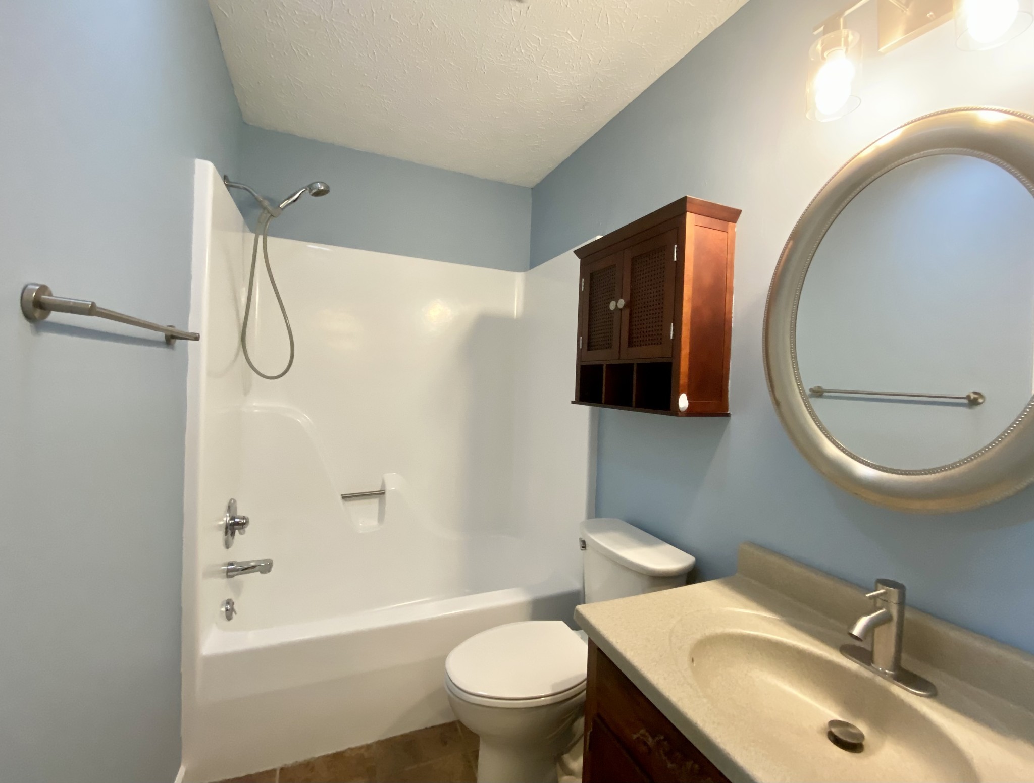 120 Holloway Dr Property Photo 16