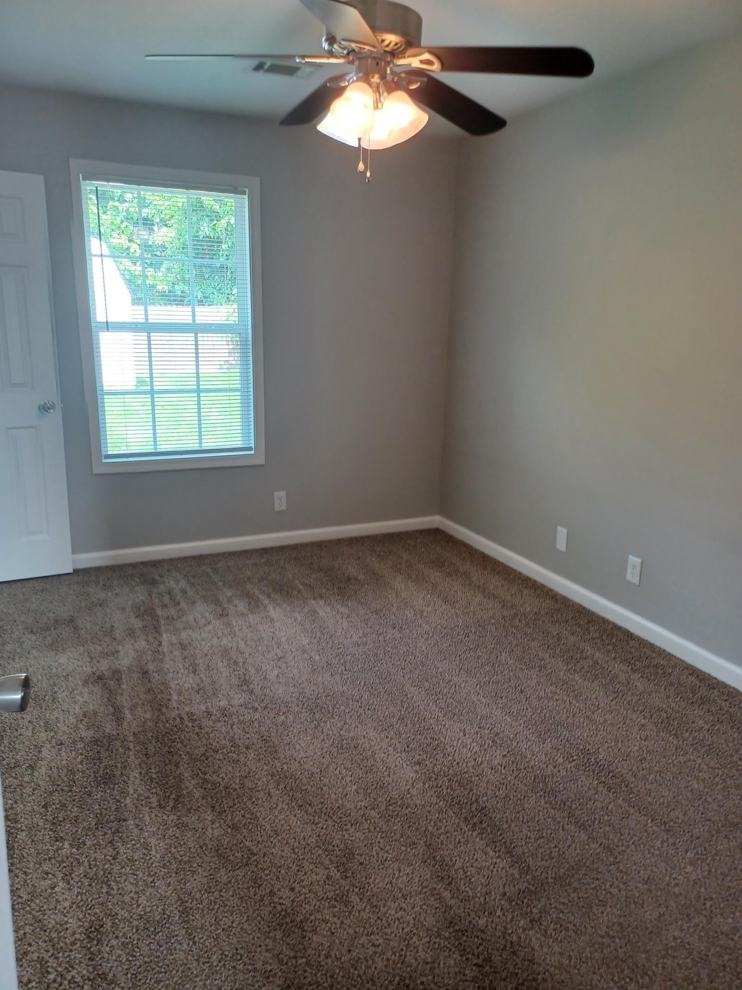 1017 Shadow Ridge Ave Property Photo 5