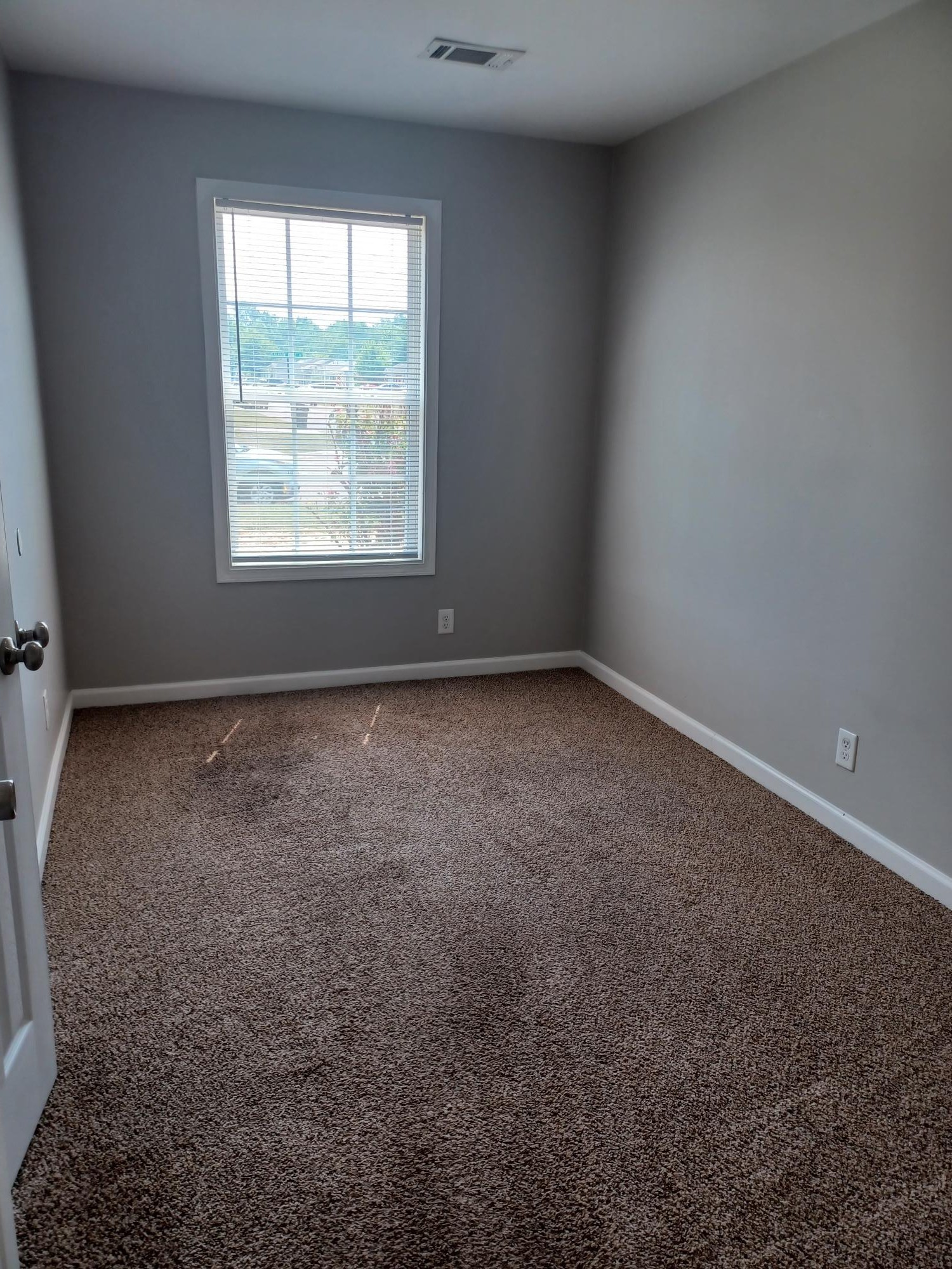 1017 Shadow Ridge Ave Property Photo 7