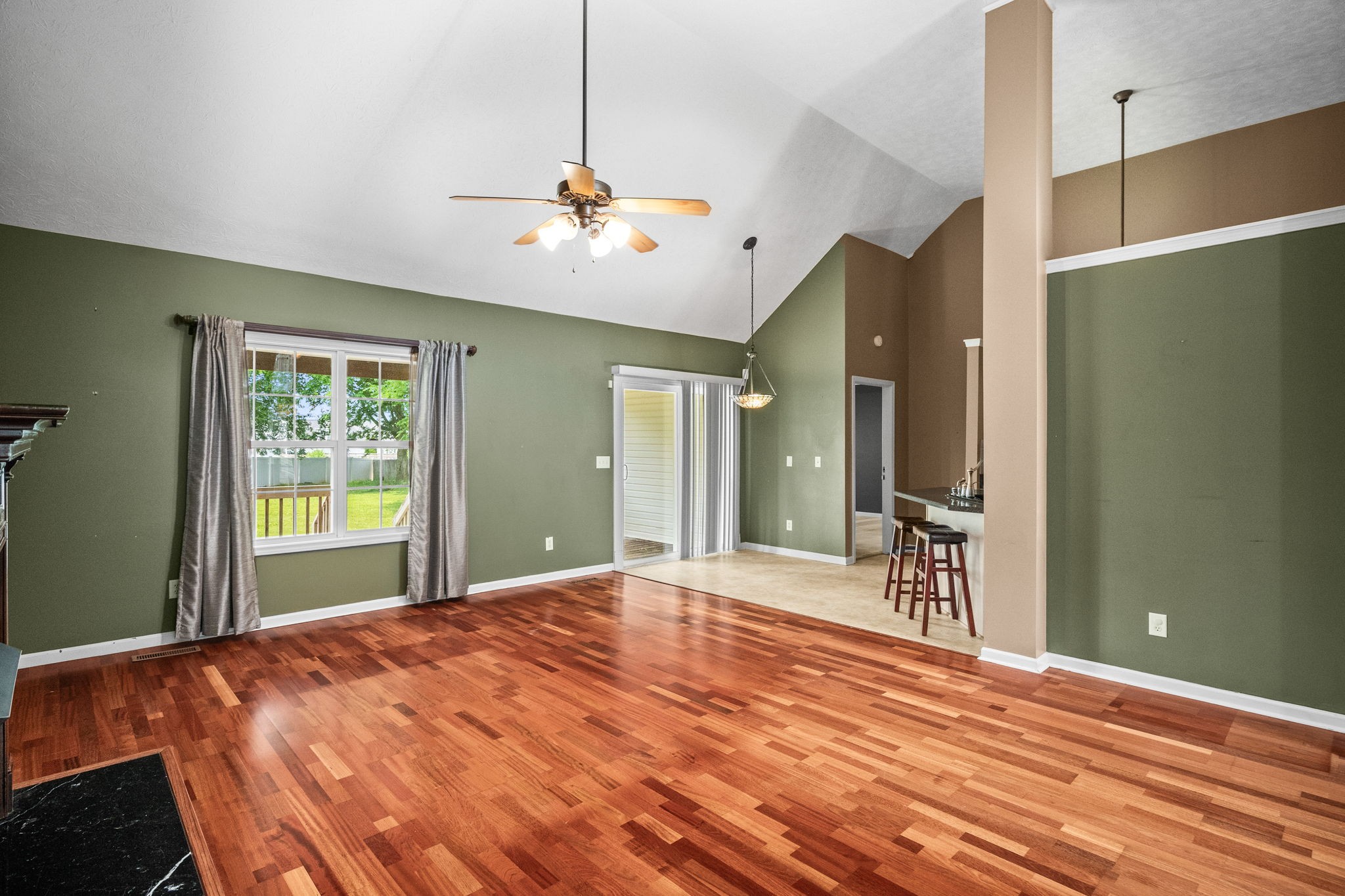 406 Remington Ave Property Photo 4