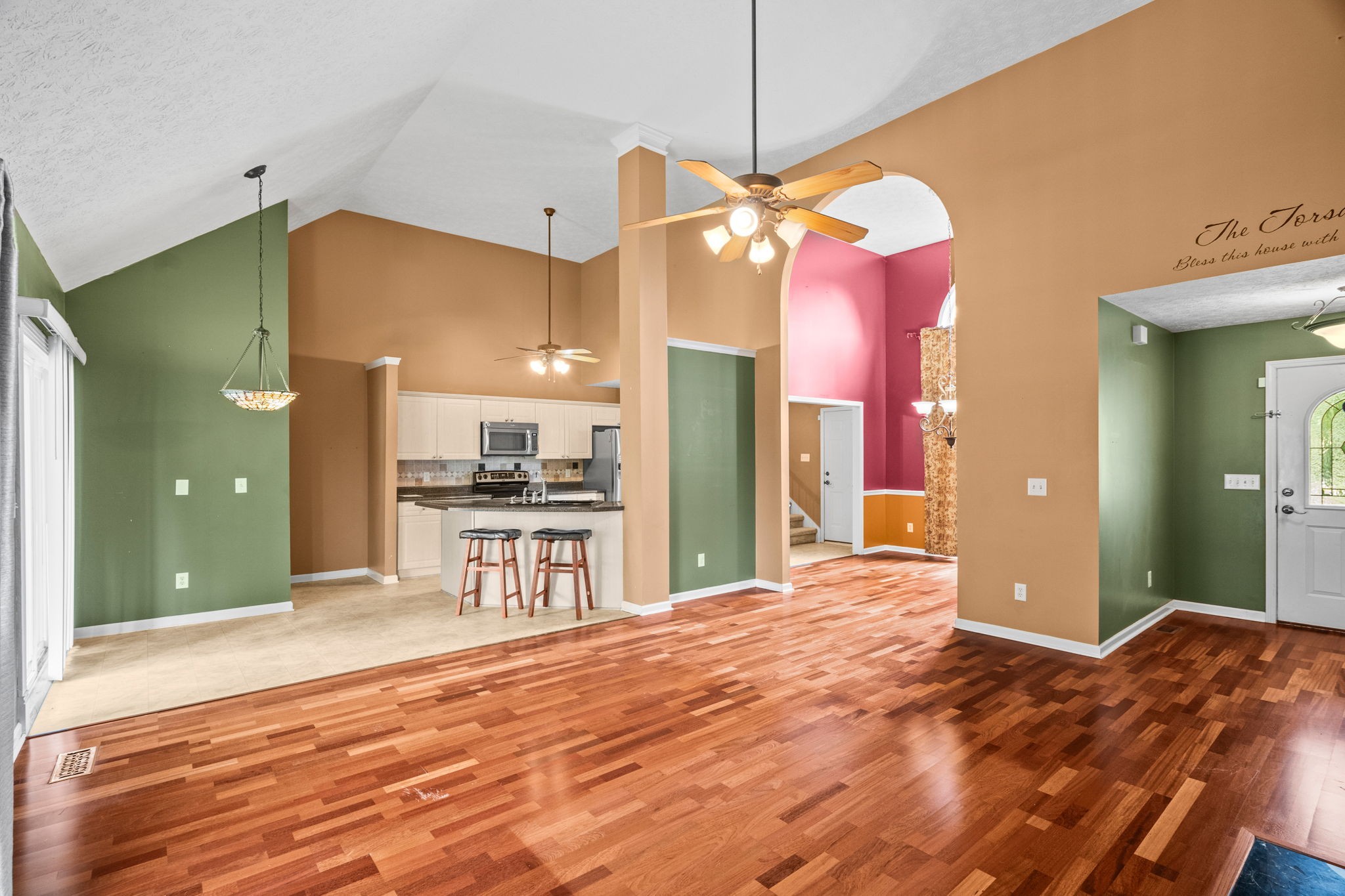 406 Remington Ave Property Photo 6