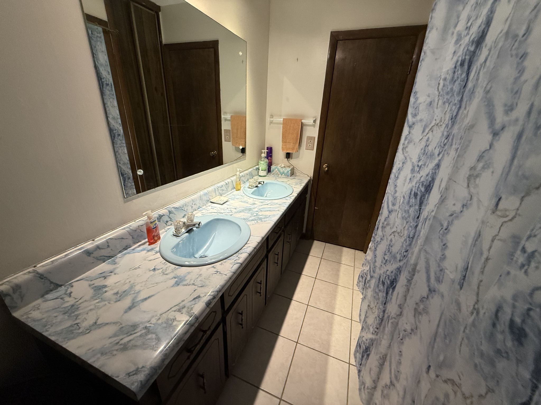 1221 Hillcrest Dr Property Photo 13