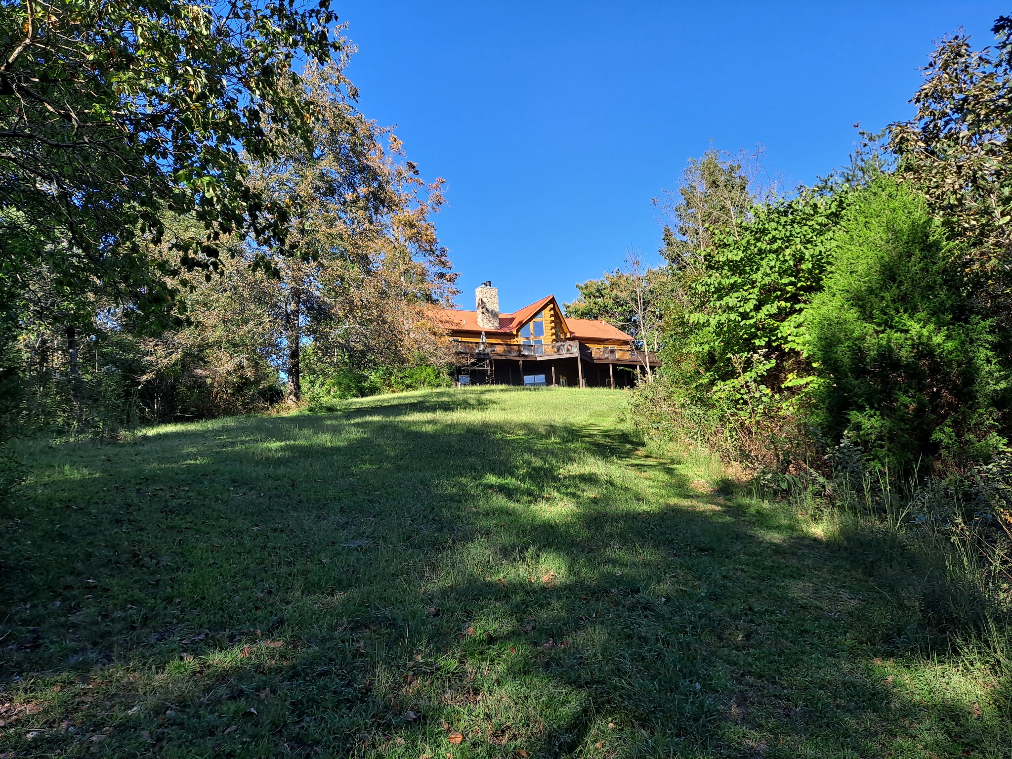 1027 Garland Hollow Rd Property Photo 1