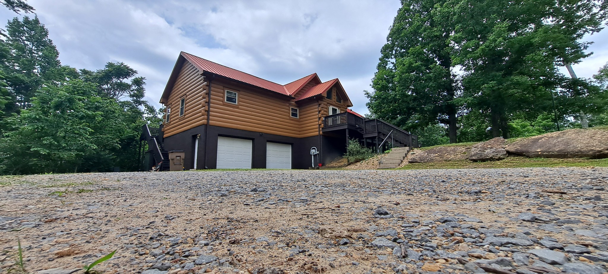 1027 Garland Hollow Rd Property Photo 2