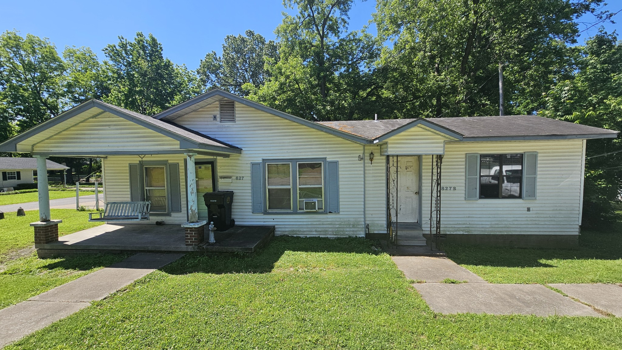 827 Tucker St Property Photo 1