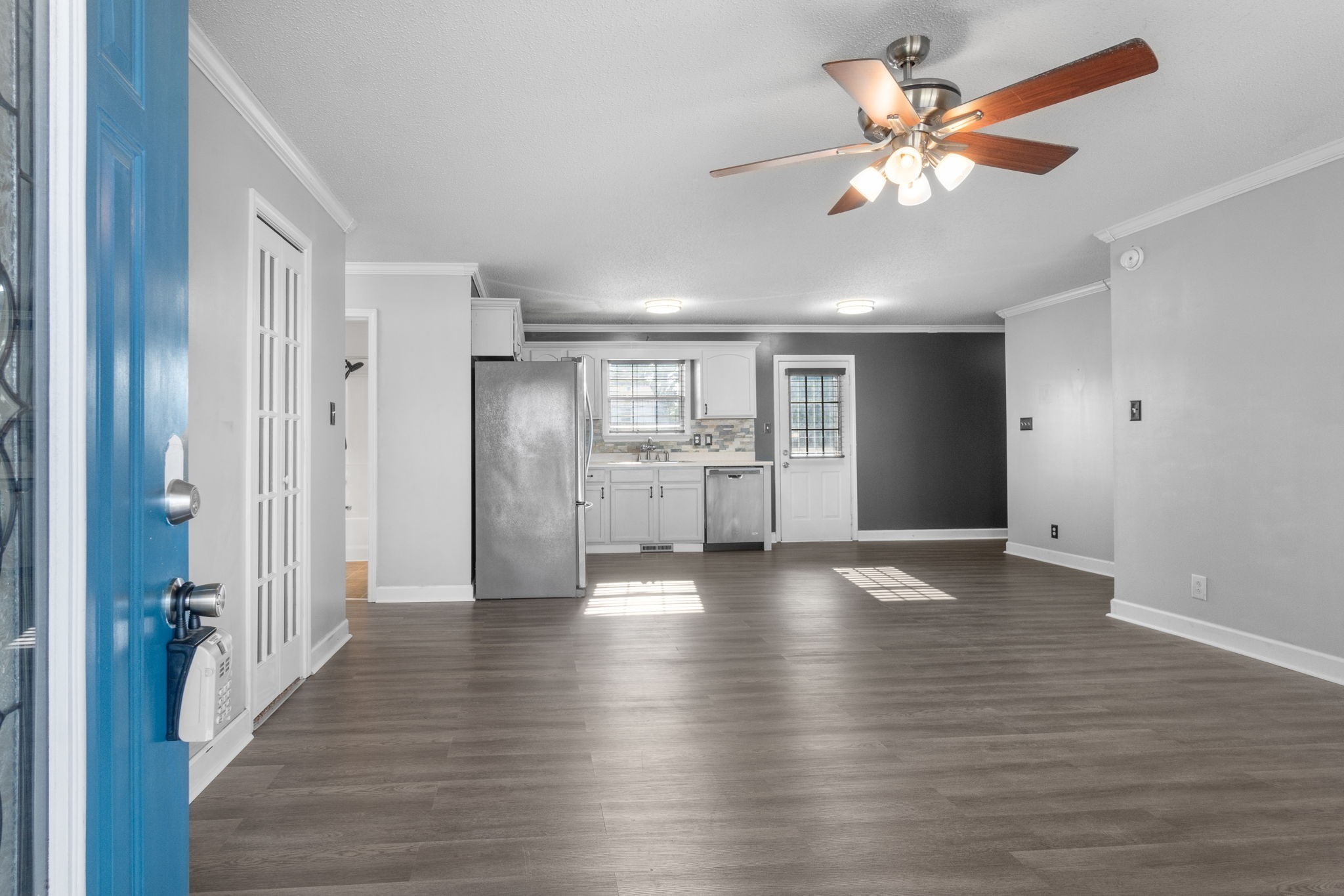 312 Chesire Way Property Photo 5