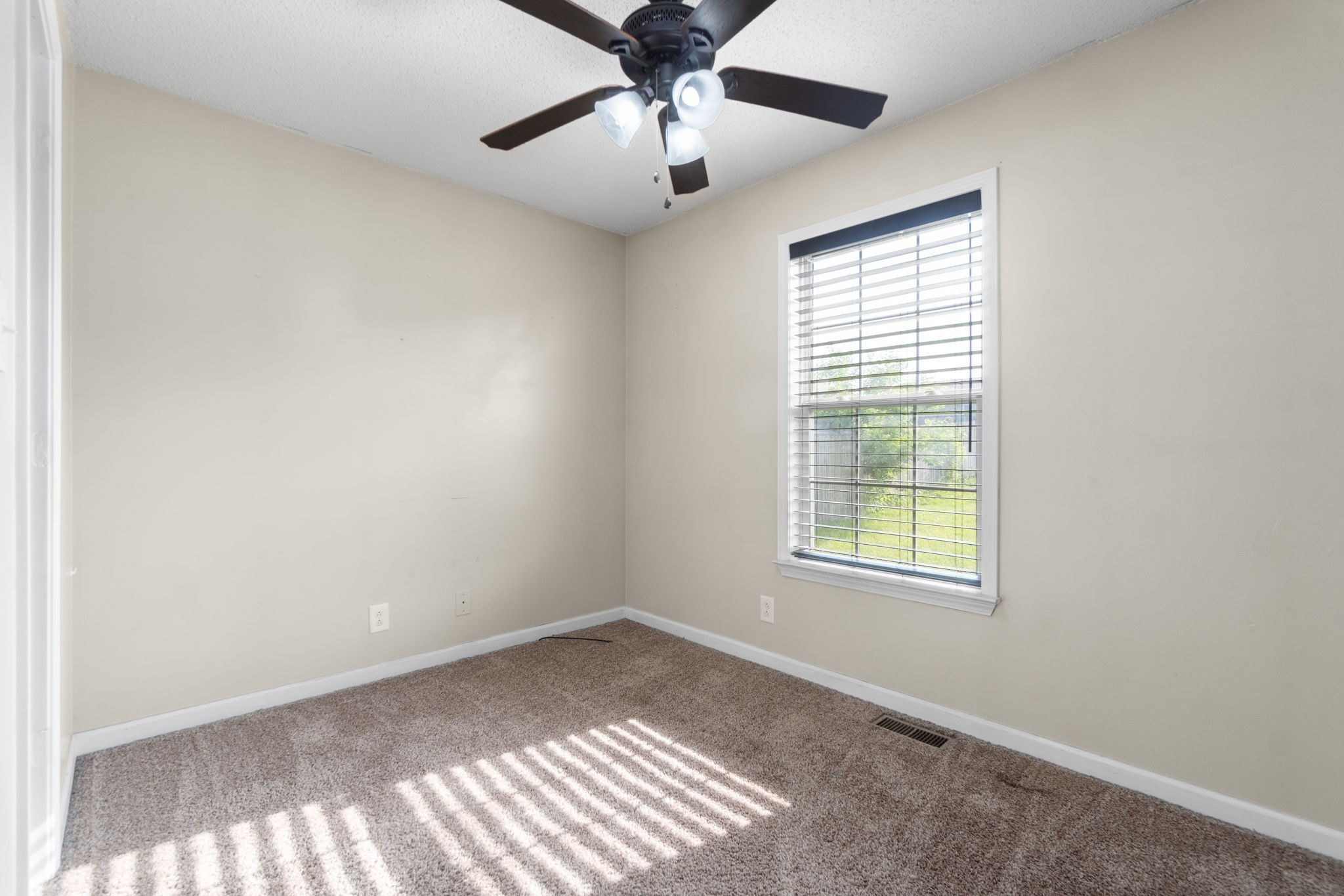 312 Chesire Way Property Photo 18