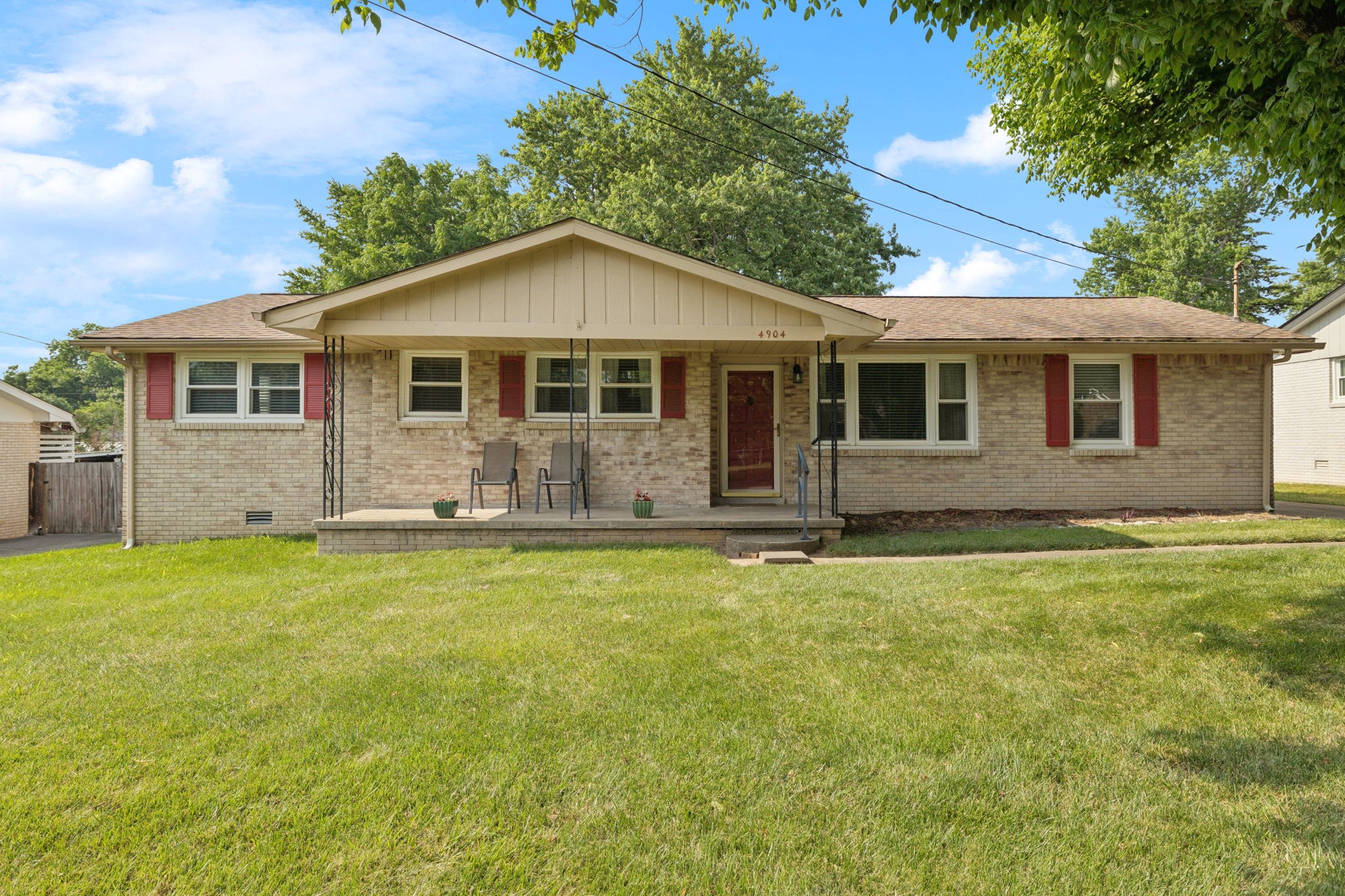 4904 Rainier Dr Property Photo 1